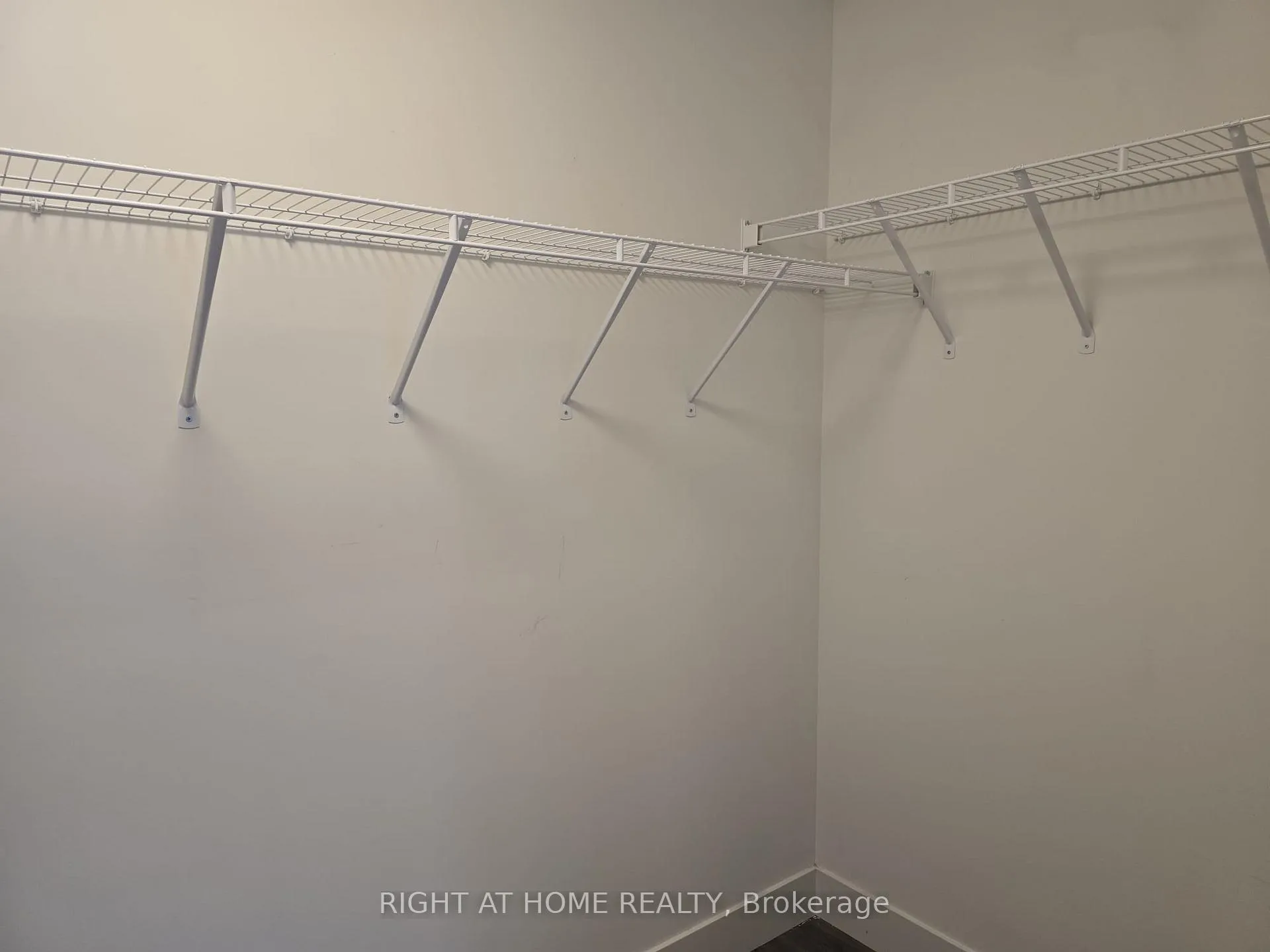 Photo 12 of Unit 103, 1101 Lackner Place, Kitchener — HOMEH