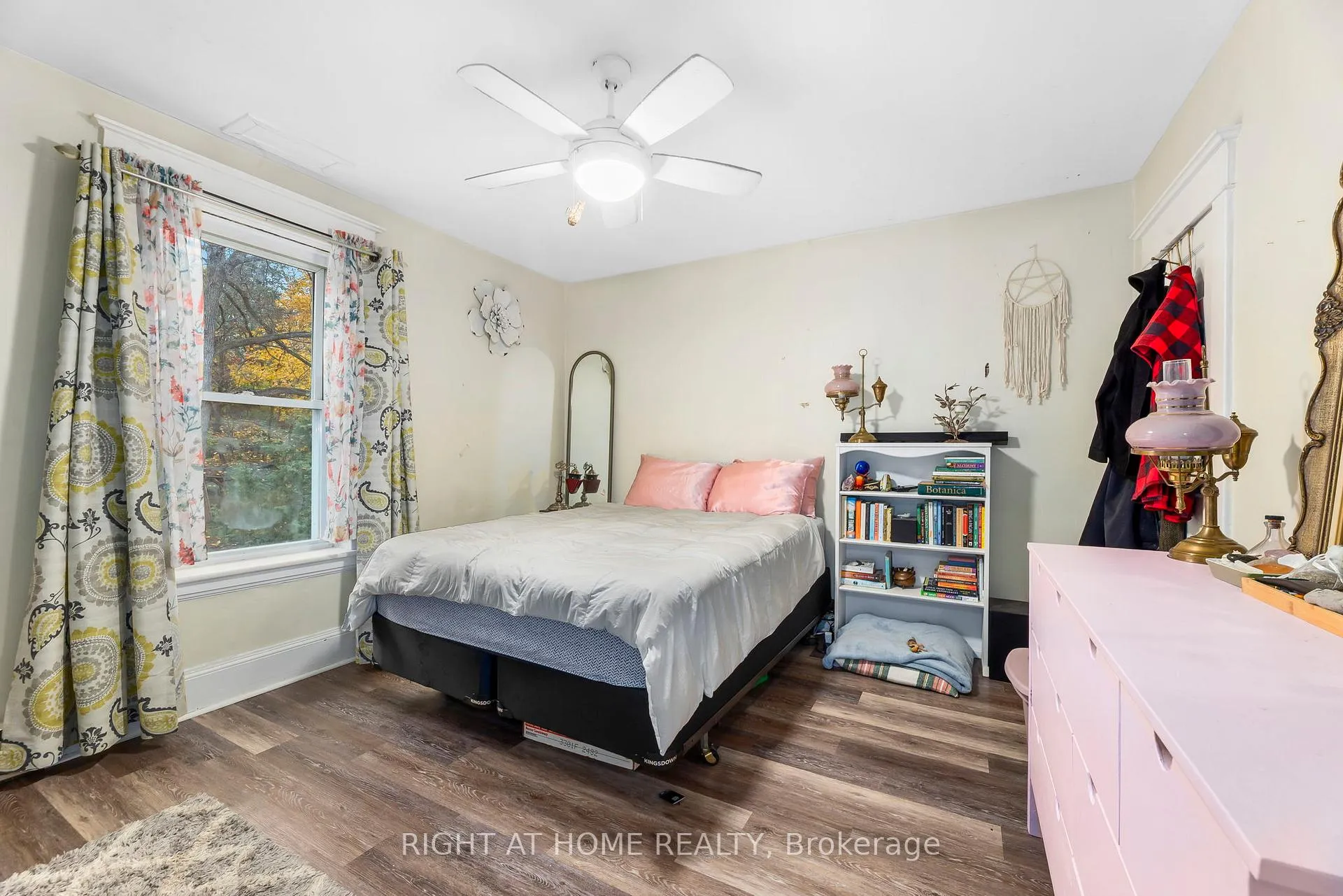 Photo 19 of 105 Gibson Street, Parry Sound — HOMEH