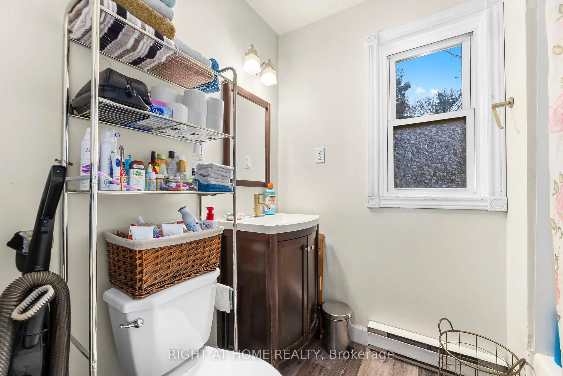 Photo 22 of 105 Gibson Street, Parry Sound — HOMEH