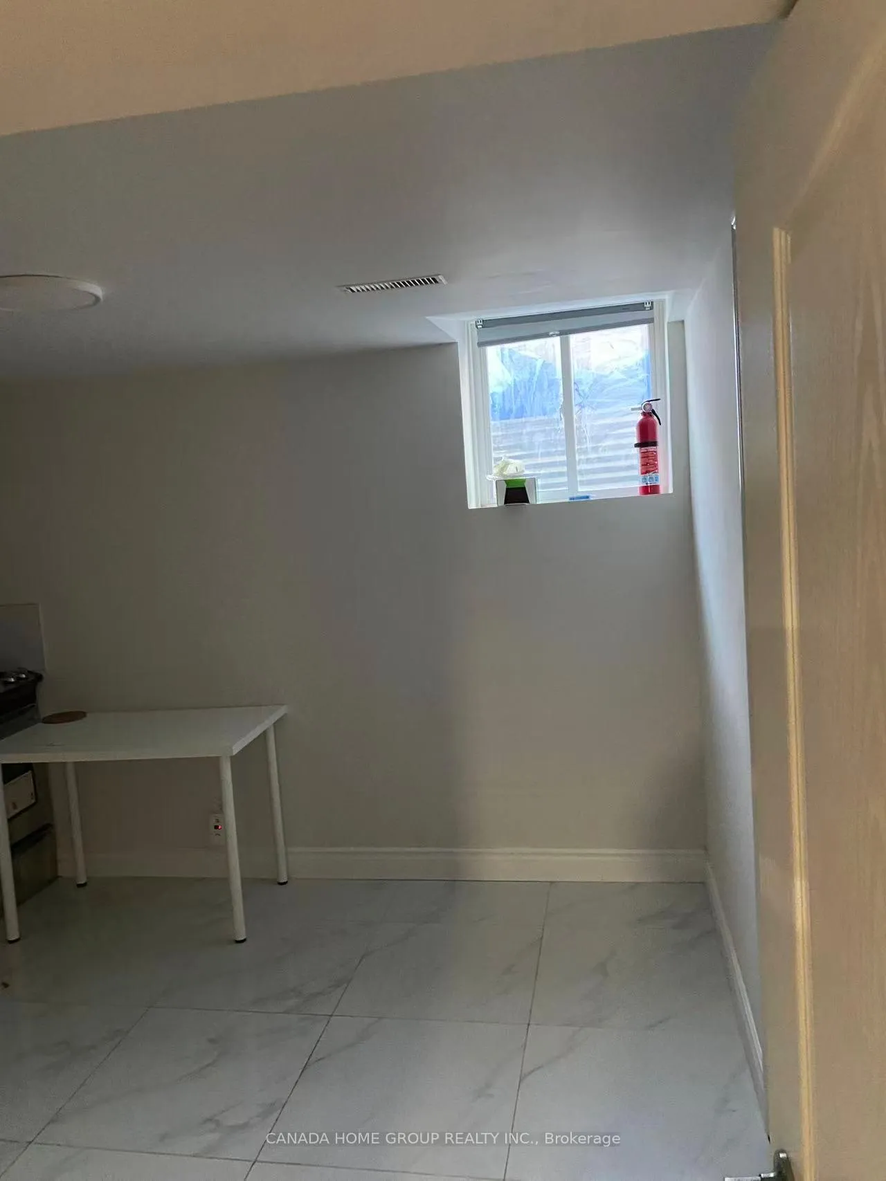 Photo 4 of Unit Basement, 91 Bushmills Square, Scarborough, Agincourt North — HOMEH