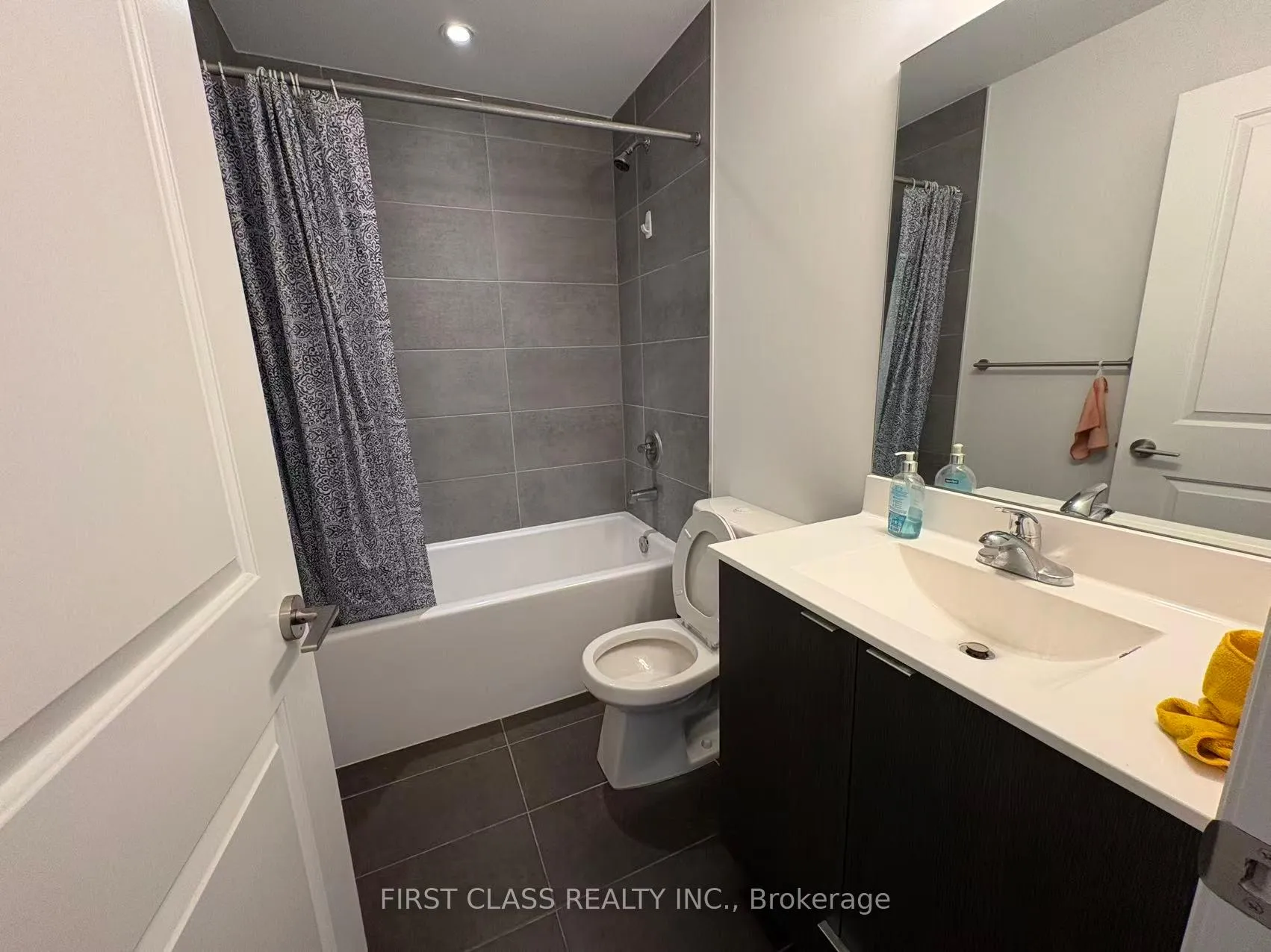 Photo 8 of Unit 666, 60 Ann O'reilly Road, North York, Henry Farm — HOMEH