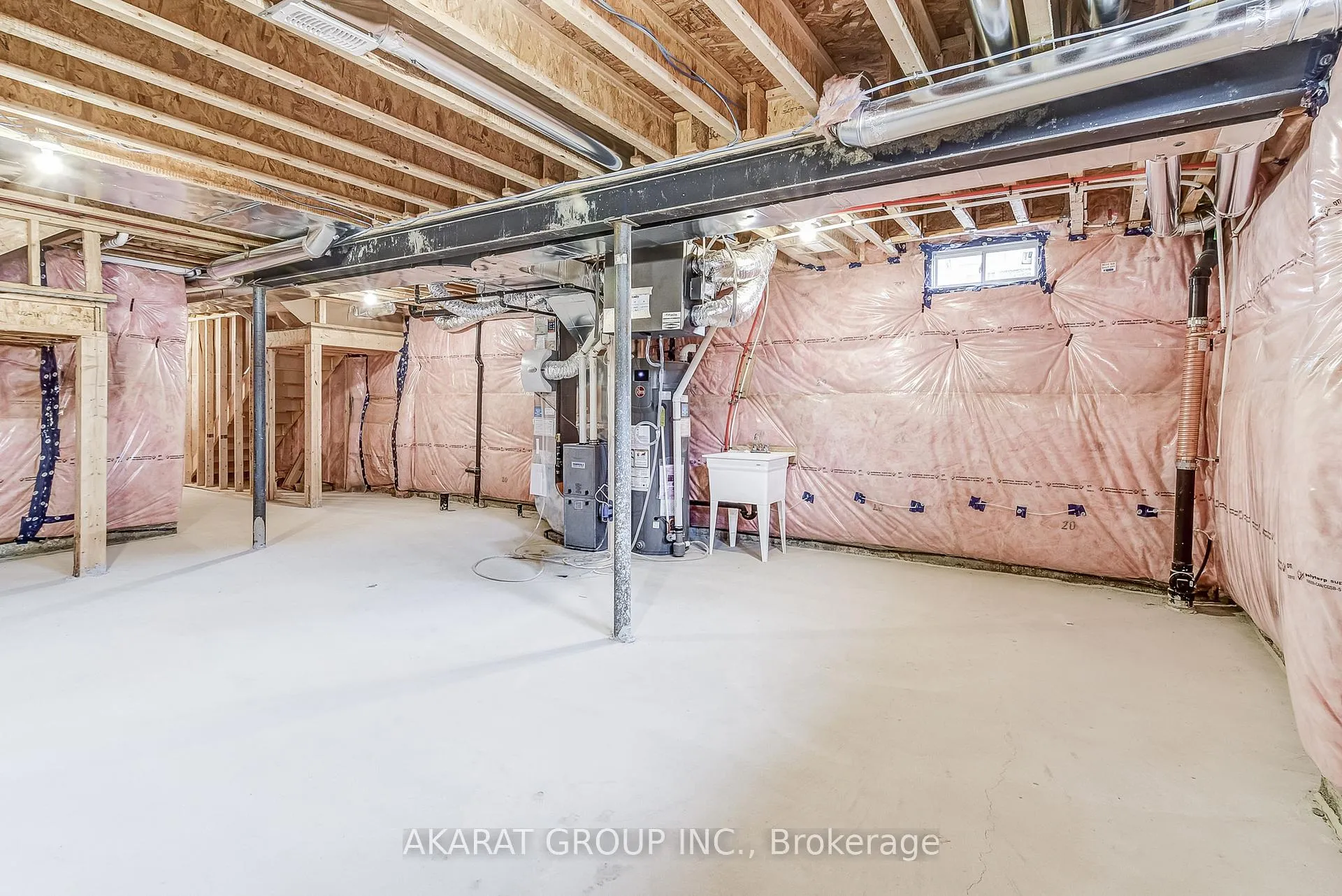 Photo 23 of 124 Armilia Place, Whitby, Rural Whitby — HOMEH