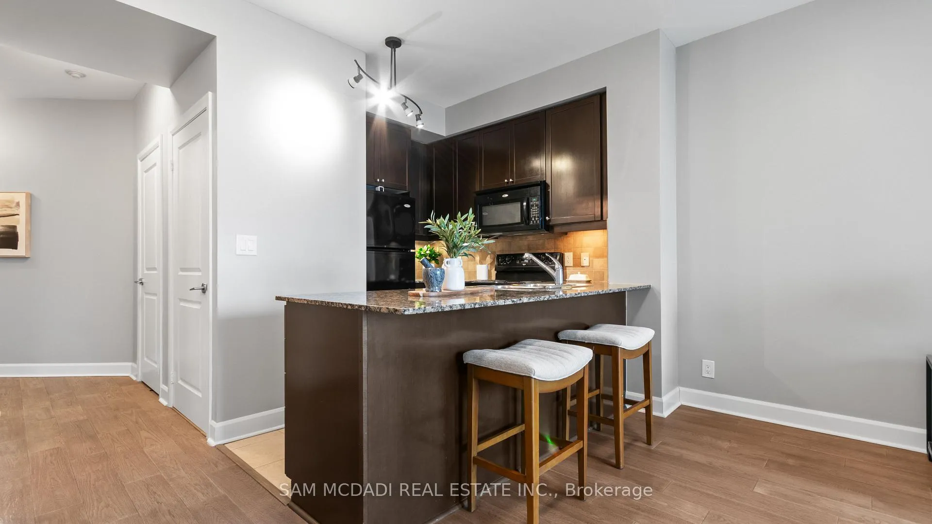 Photo 11 of Unit 1805, 80 Absolute Avenue S, Mississauga, City Centre — HOMEH