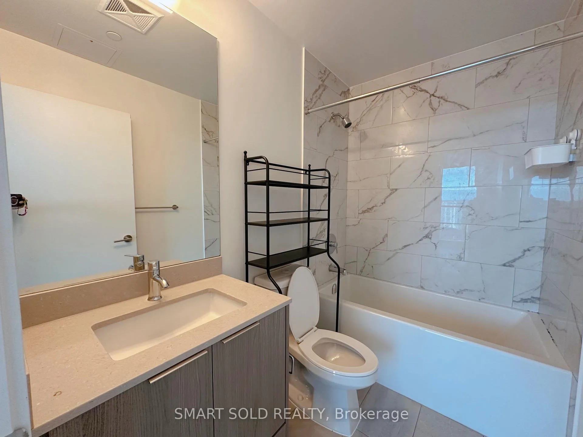 Photo 9 of Unit 2410, 32 Forest Manor Road, North York, Henry Farm — HOMEH