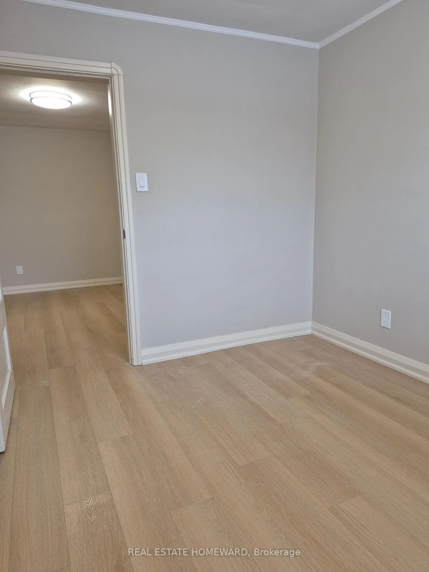 Photo 11 of Unit 4, 1066 Coxwell Avenue, Toronto, East York — HOMEH