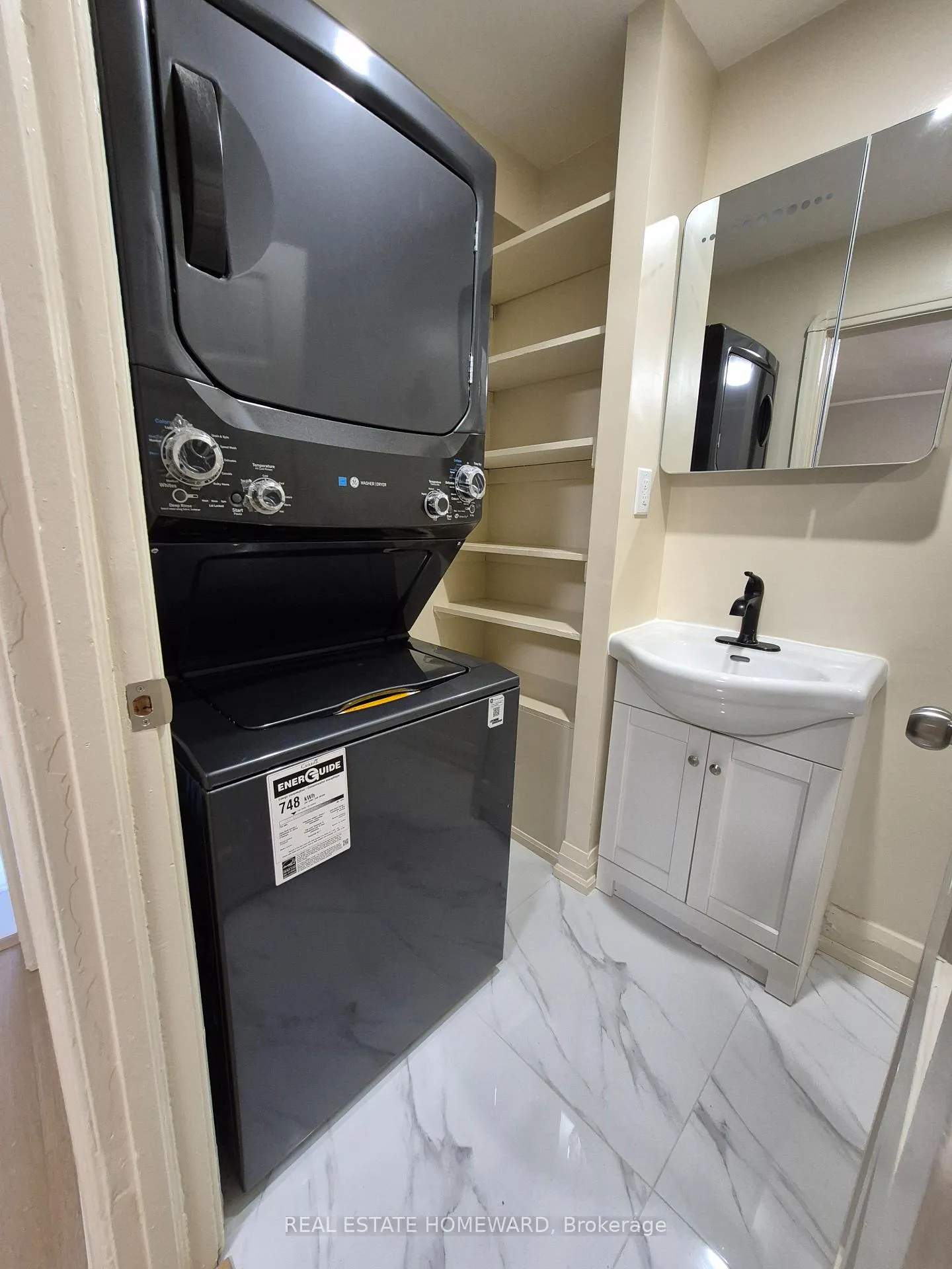 Photo 13 of Unit 4, 1066 Coxwell Avenue, Toronto, East York — HOMEH