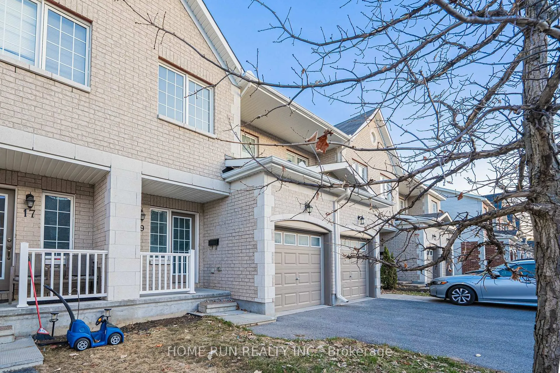 Photo 3 of 19 Dundalk Private, Ottawa, Barrhaven - Stonebridge — HOMEH