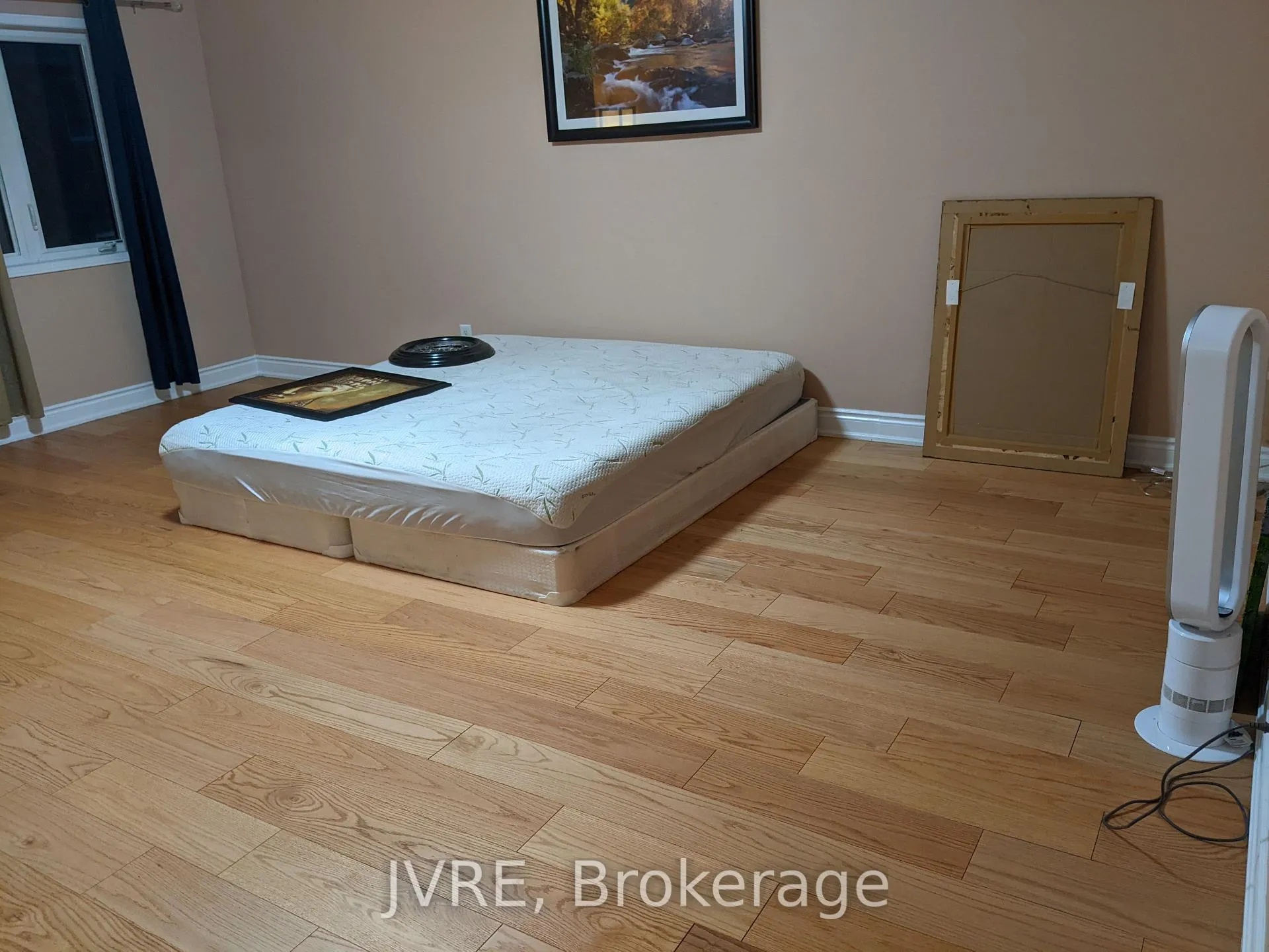 Photo 13 of 31 Cookview Drive, Brampton, Sandringham-Wellington — HOMEH