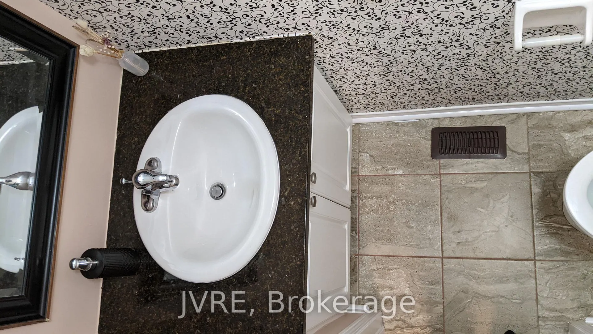 Photo 34 of 31 Cookview Drive, Brampton, Sandringham-Wellington — HOMEH