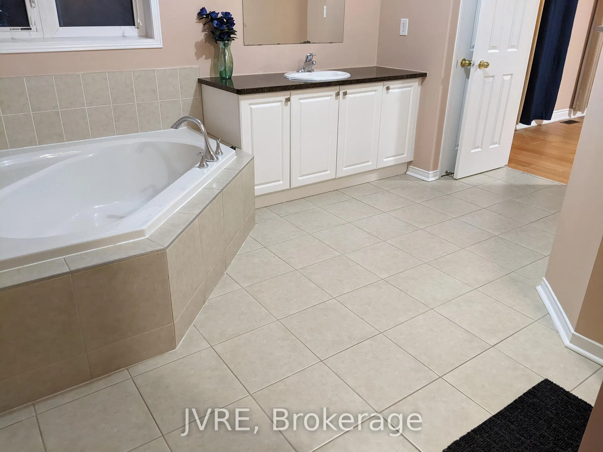Photo 38 of 31 Cookview Drive, Brampton, Sandringham-Wellington — HOMEH
