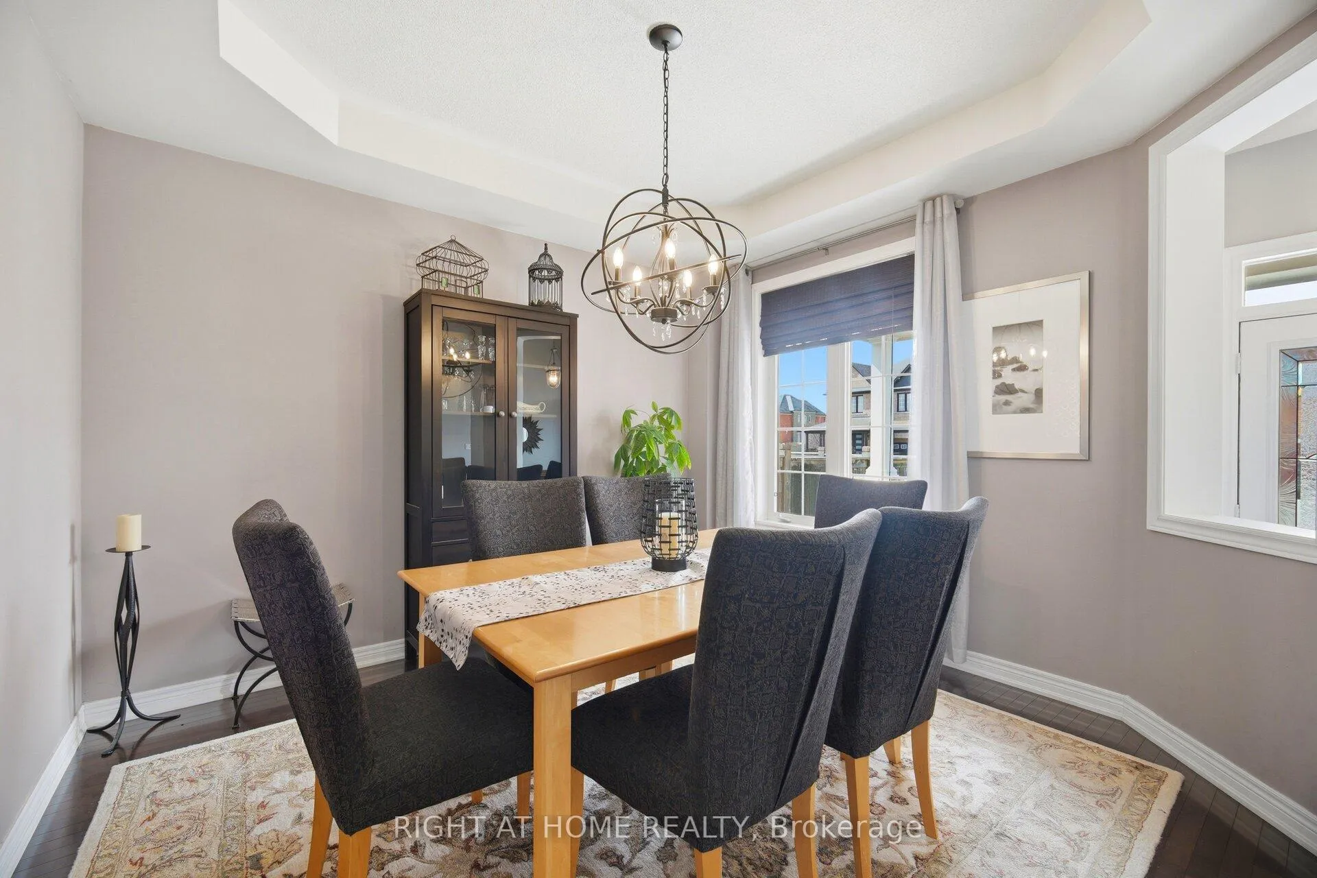 Photo 4 of 333 Sunny Meadow Boulevard, Brampton, Sandringham-Wellington — HOMEH