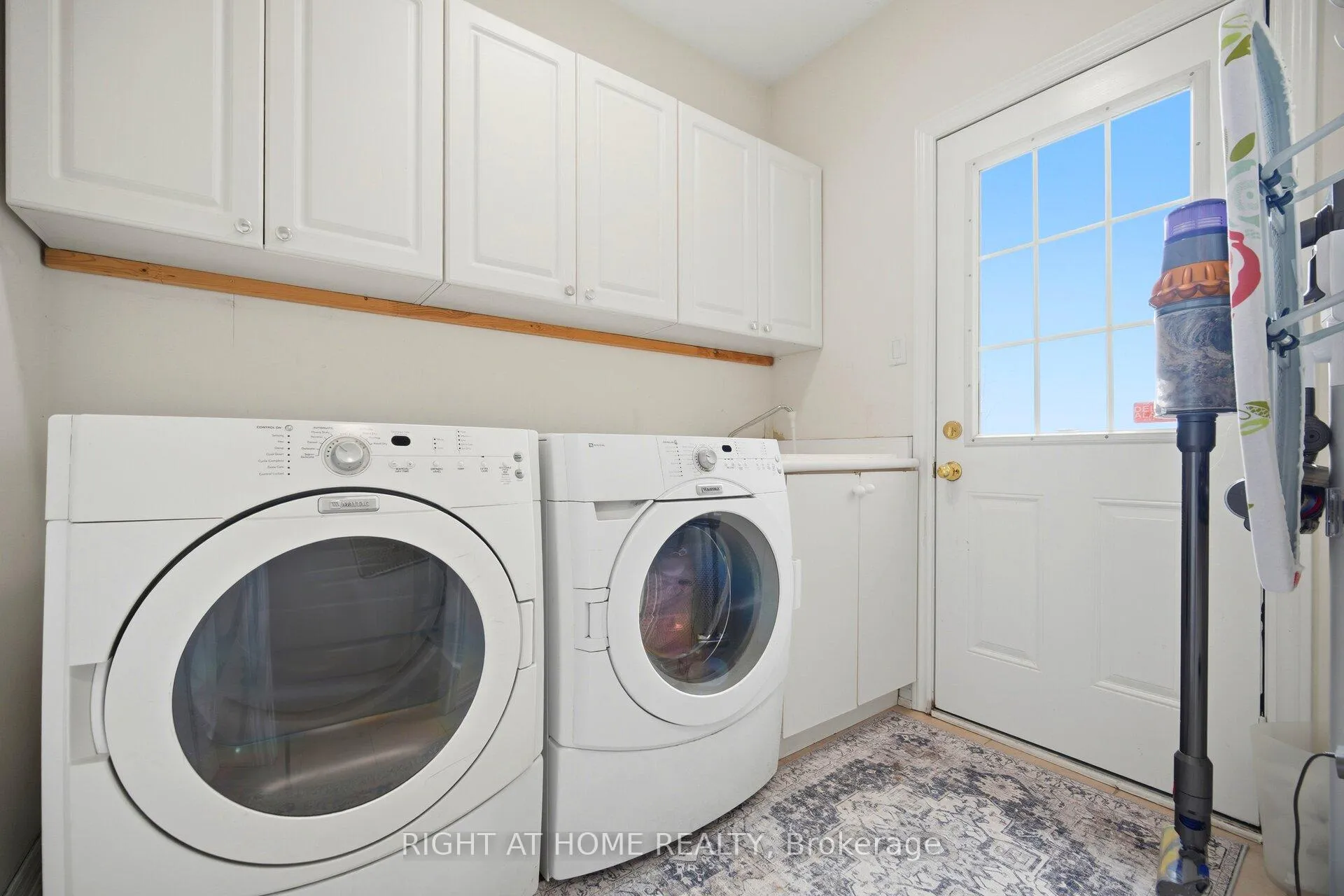 Photo 19 of 333 Sunny Meadow Boulevard, Brampton, Sandringham-Wellington — HOMEH