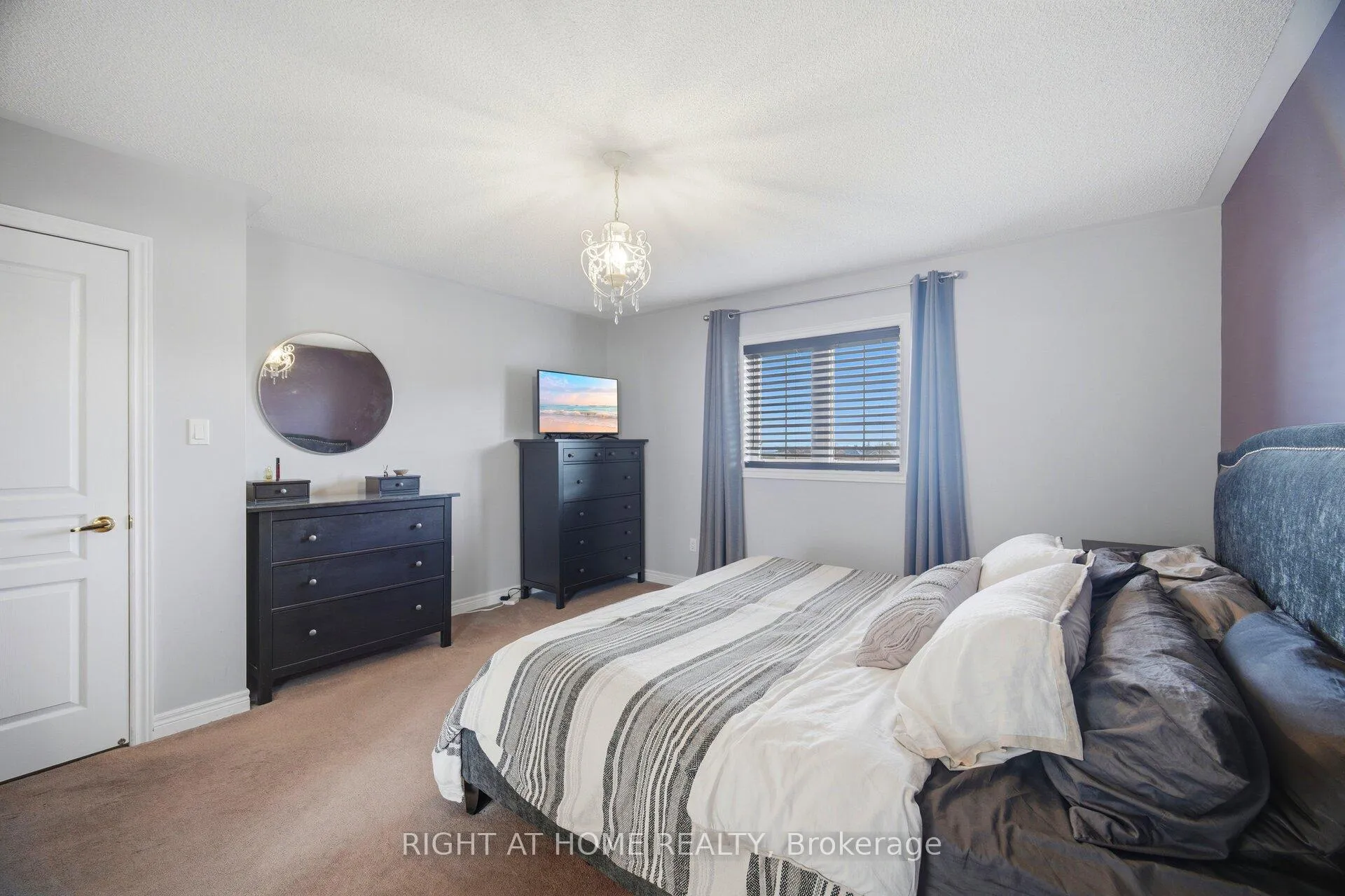 Photo 23 of 333 Sunny Meadow Boulevard, Brampton, Sandringham-Wellington — HOMEH