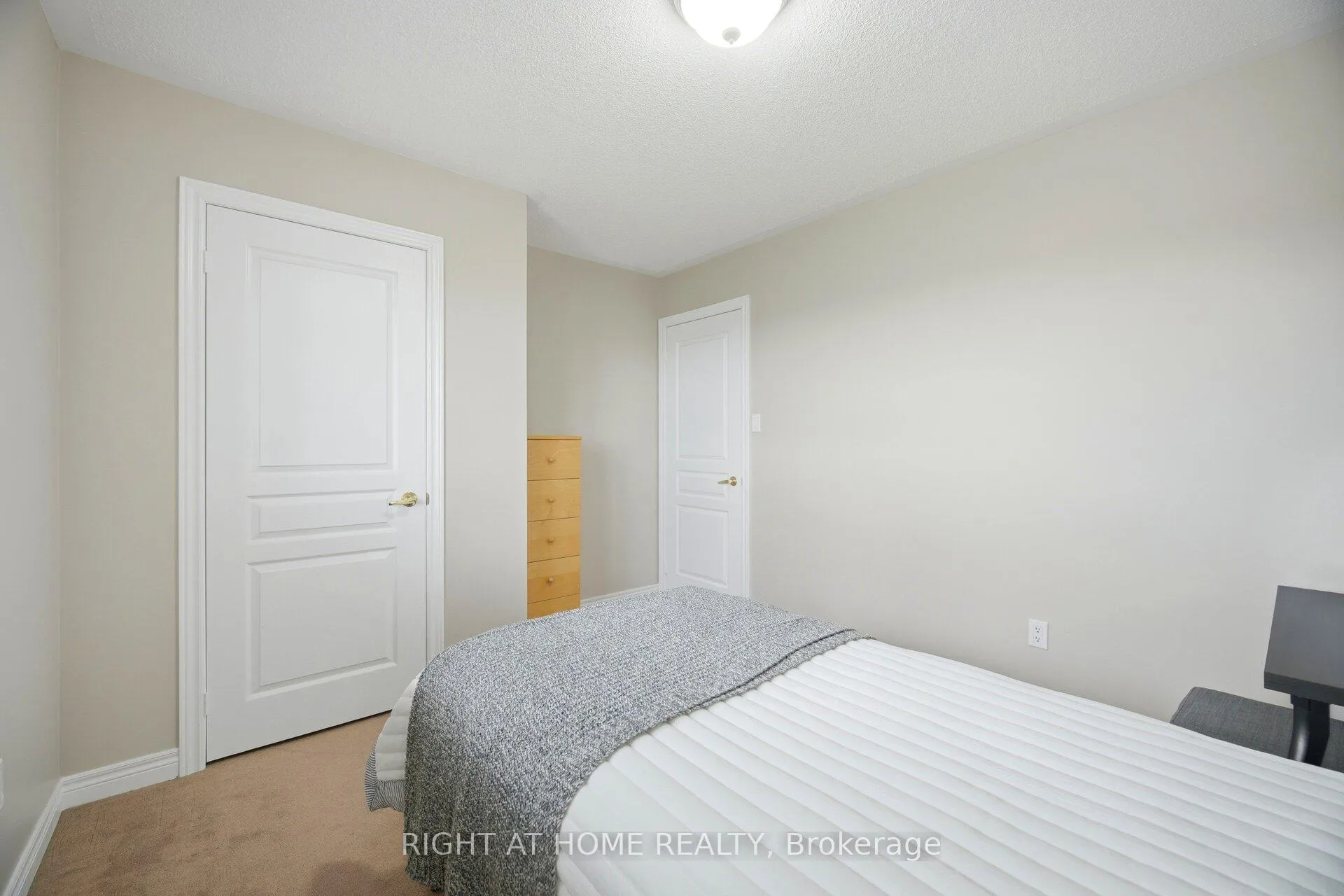 Photo 29 of 333 Sunny Meadow Boulevard, Brampton, Sandringham-Wellington — HOMEH
