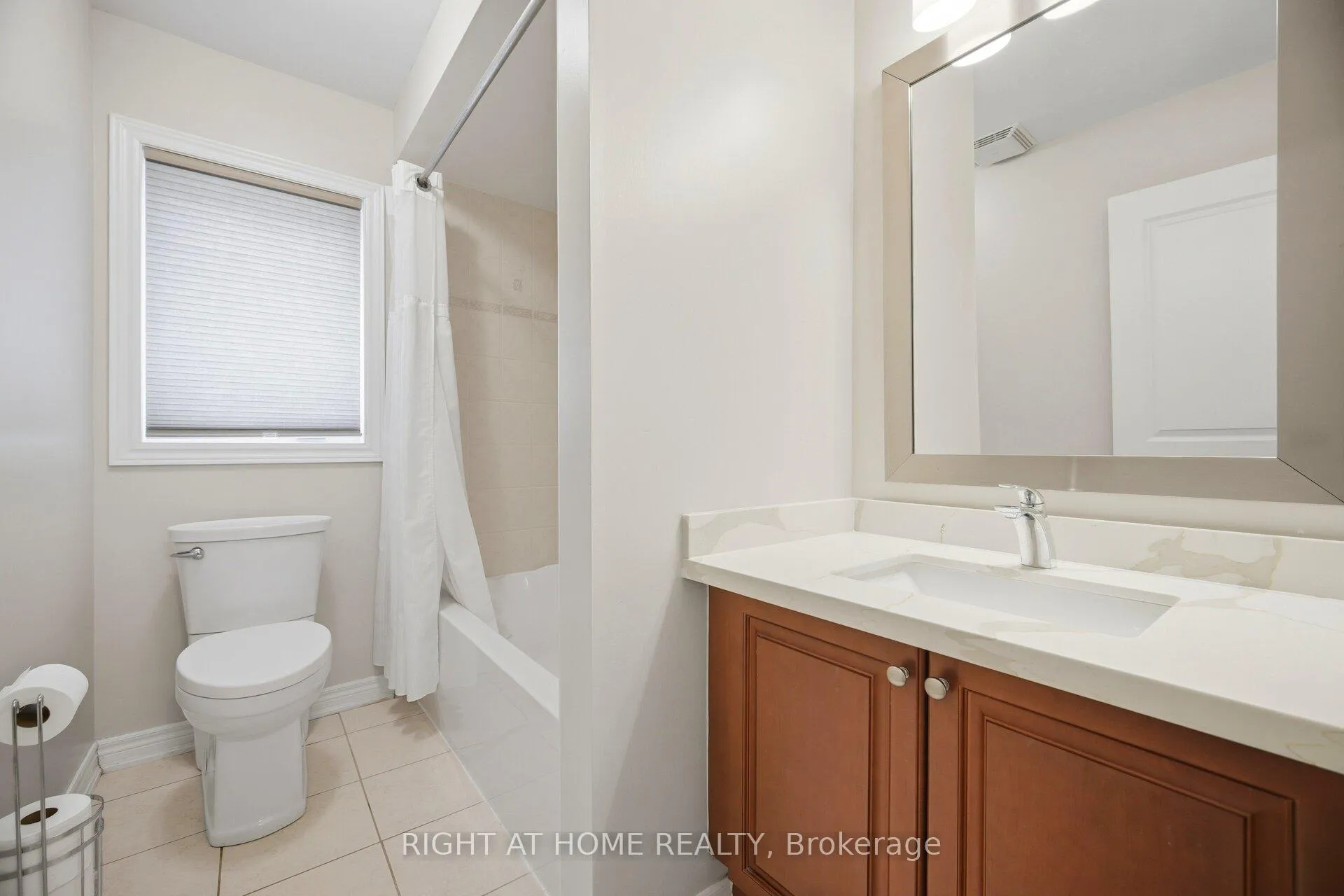 Photo 35 of 333 Sunny Meadow Boulevard, Brampton, Sandringham-Wellington — HOMEH