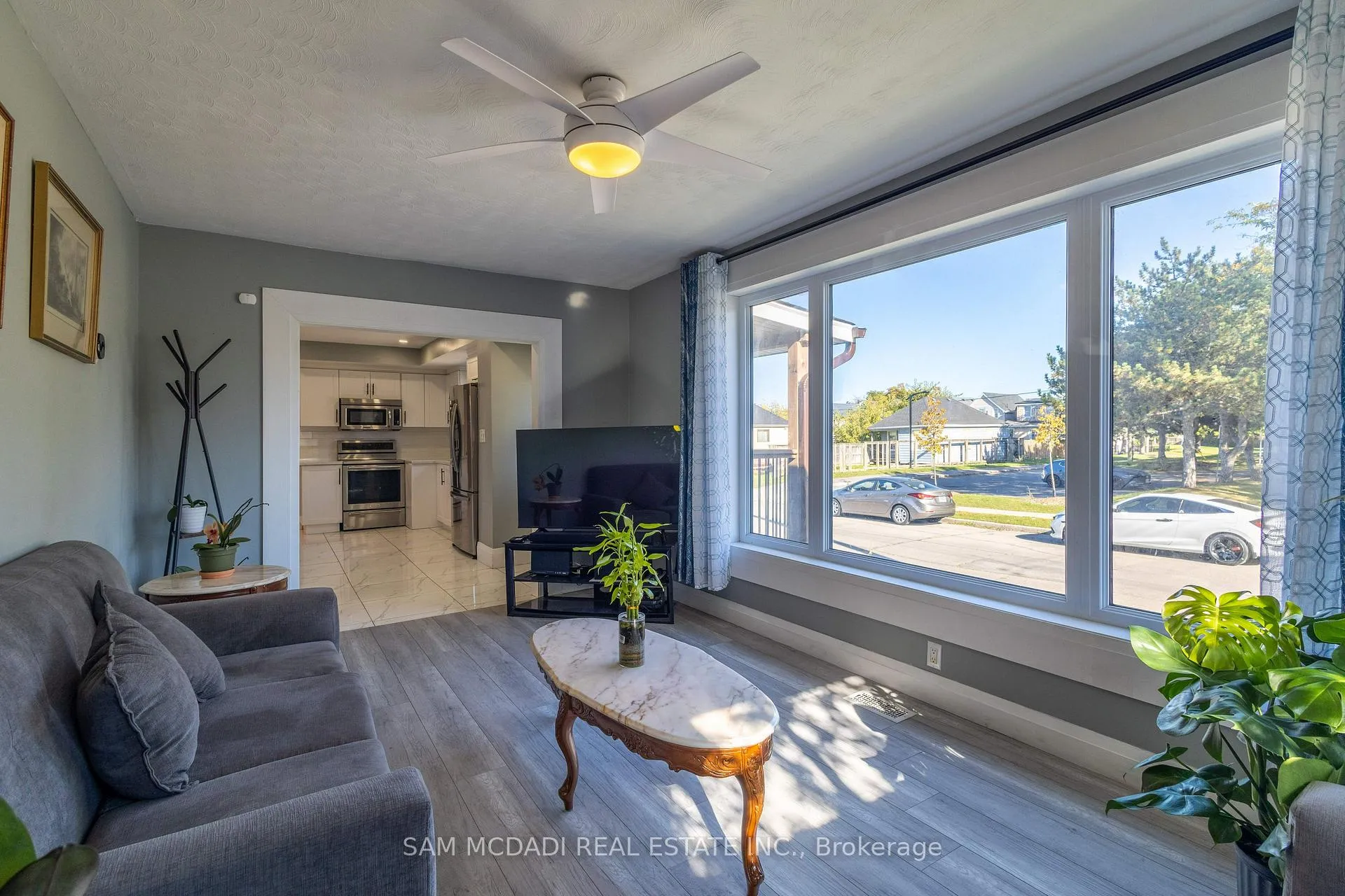 Photo 8 of 55 Allan Avenue, Hamilton, Homeside — HOMEH