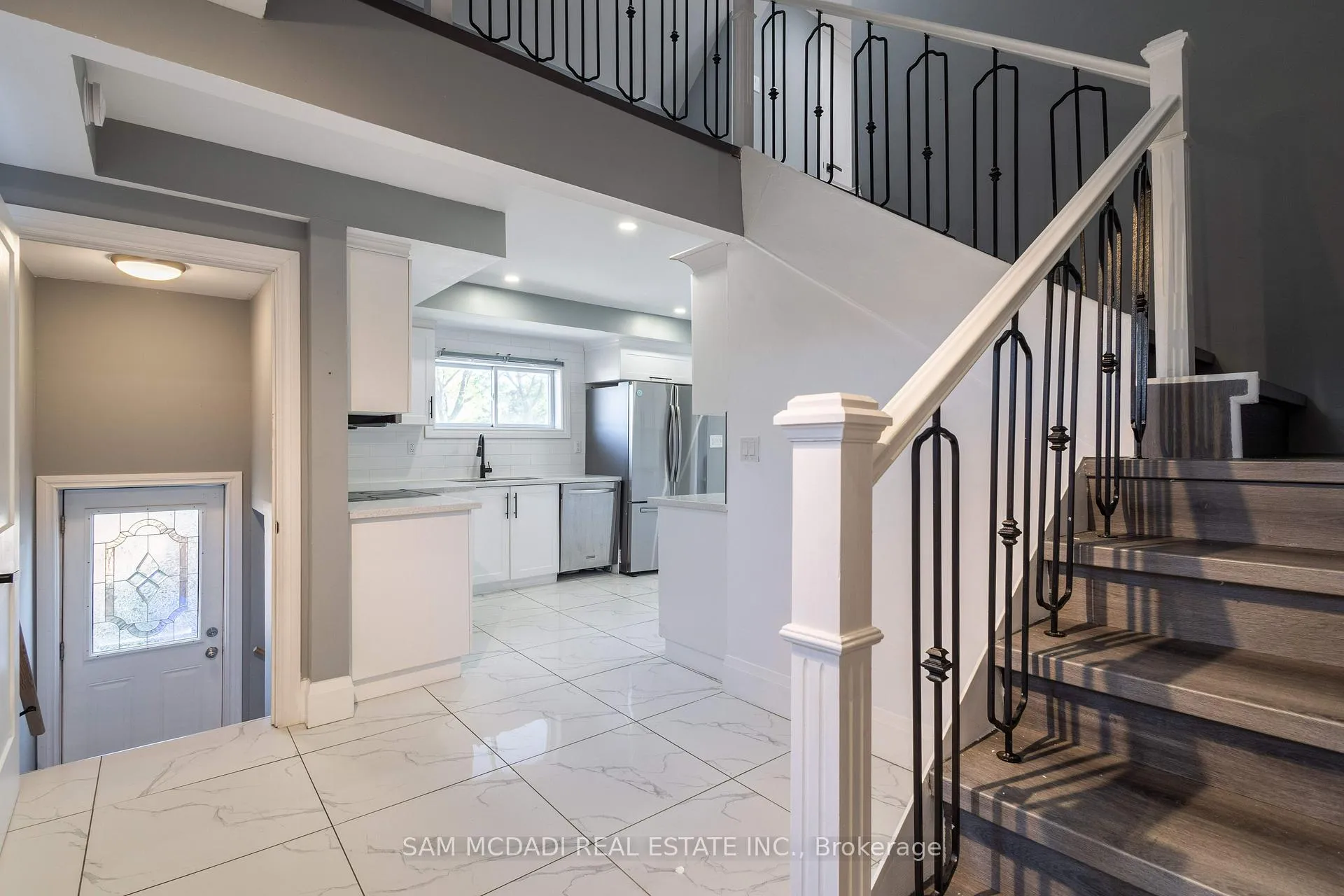Photo 15 of 55 Allan Avenue, Hamilton, Homeside — HOMEH