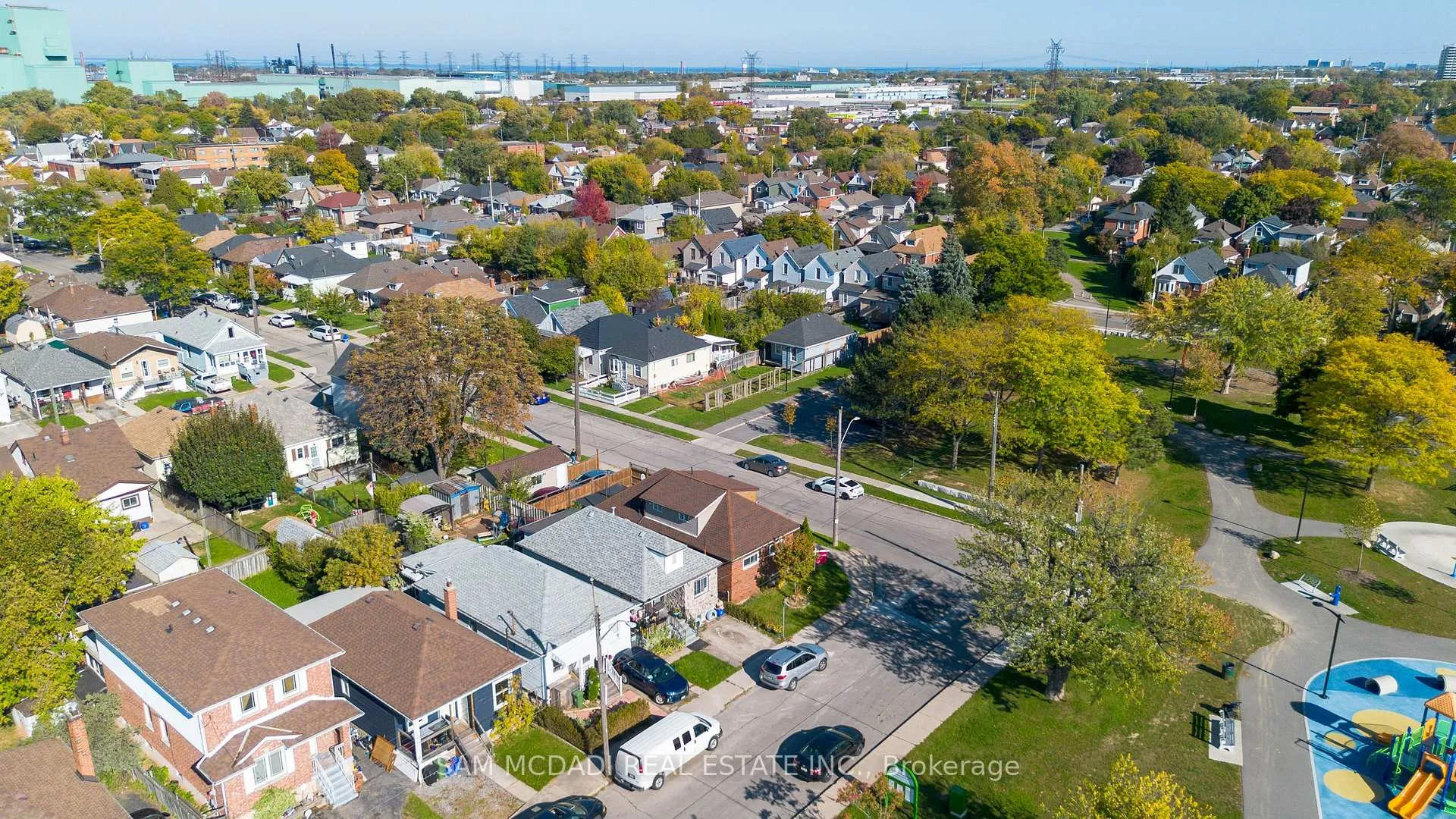 Photo 37 of 55 Allan Avenue, Hamilton, Homeside — HOMEH