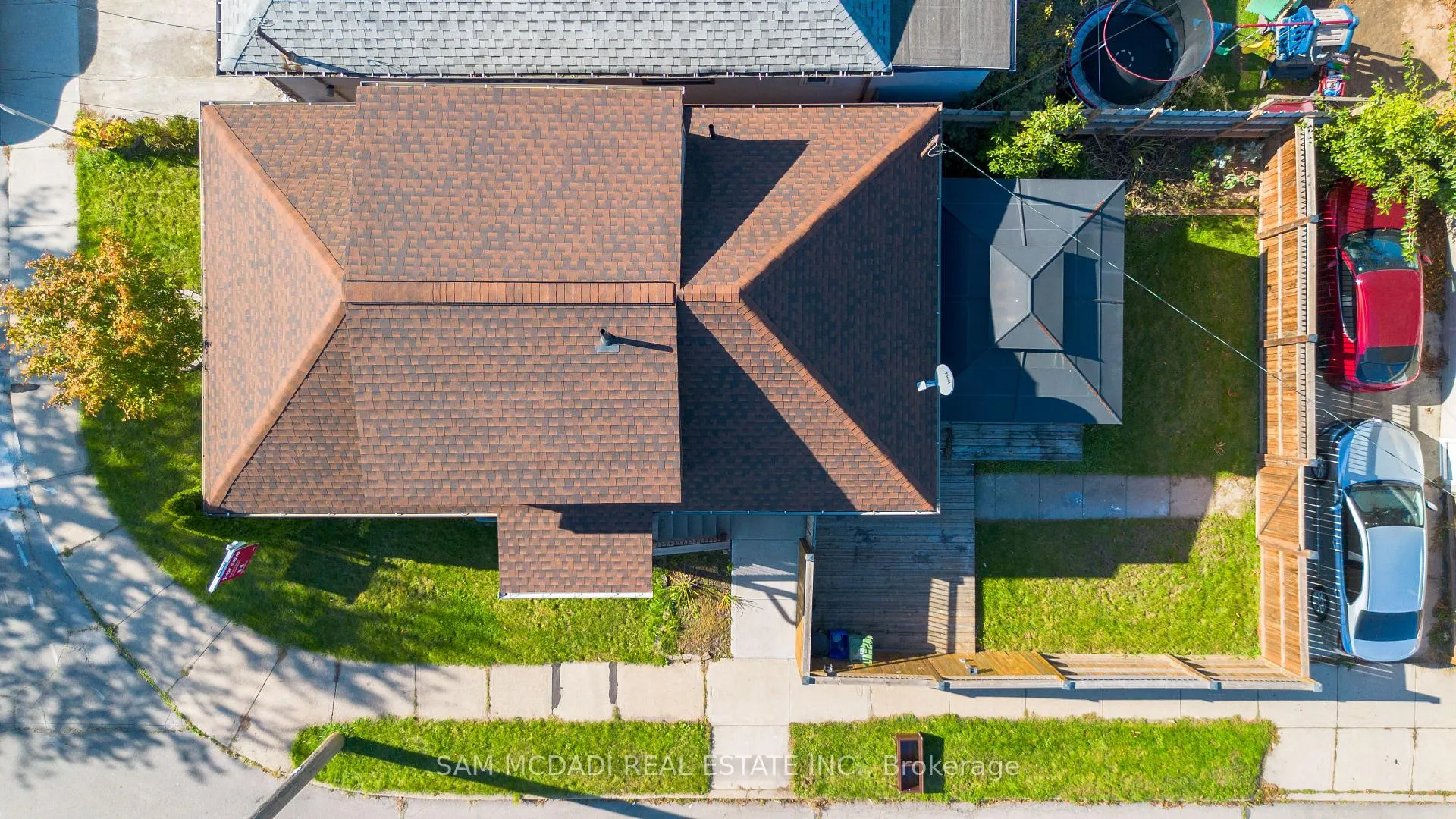 Photo 39 of 55 Allan Avenue, Hamilton, Homeside — HOMEH