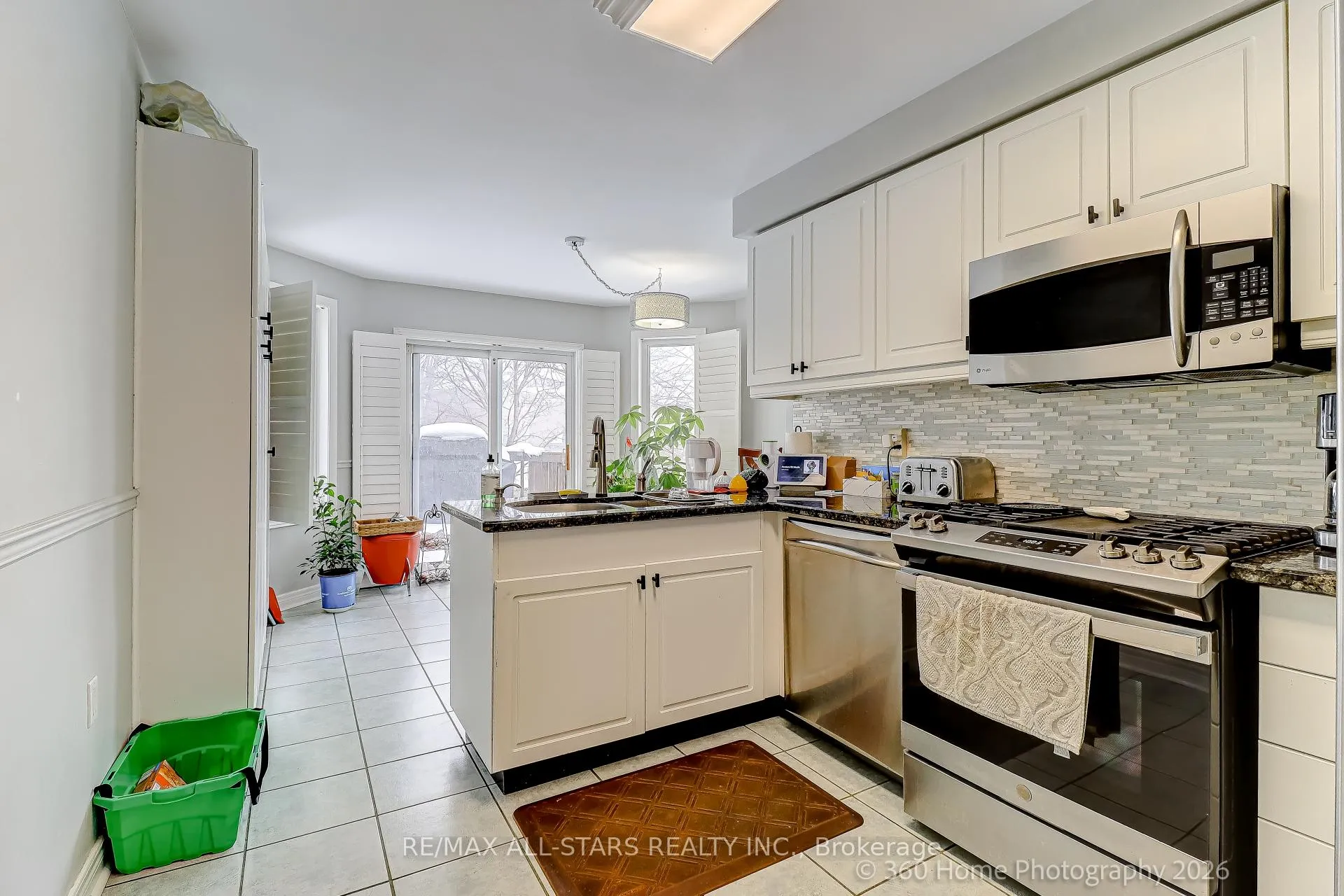 Photo 9 of Unit Main Floor, 6 Amberview Drive, Georgina, Keswick South — HOMEH