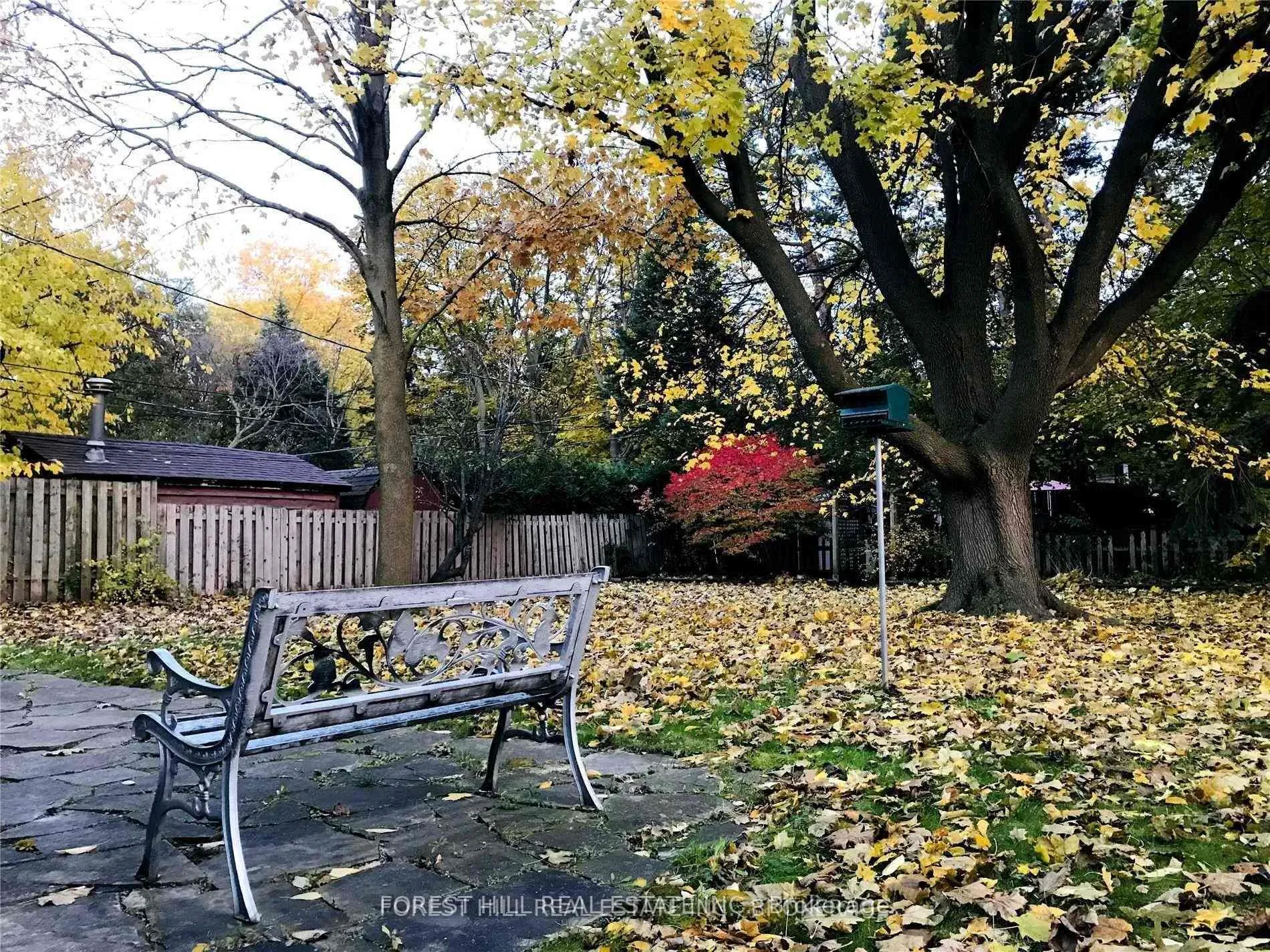 Photo 21 of 98 Fred Varley Drive, Markham, Unionville — HOMEH