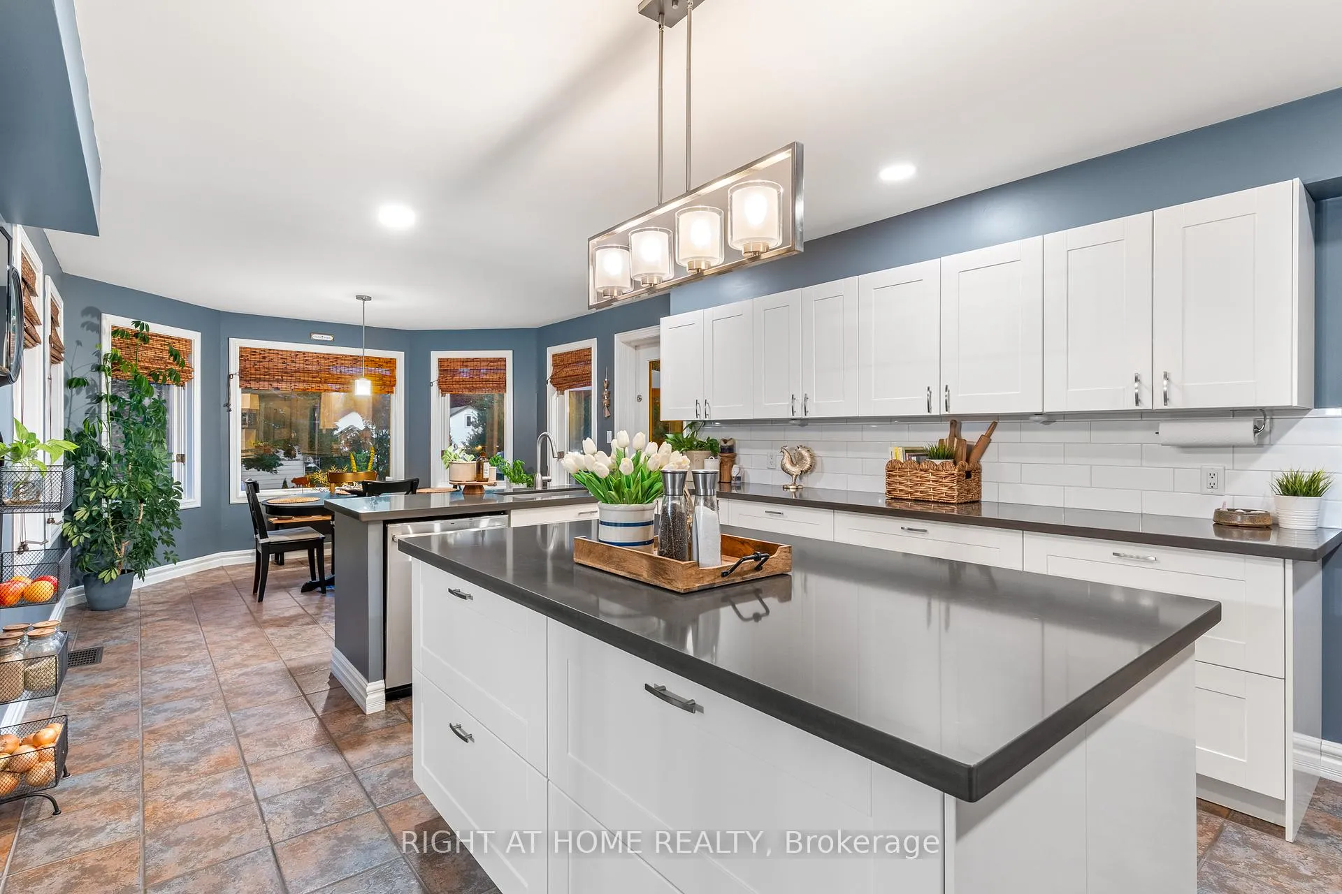 Photo 14 of 2255 Douglas Avenue, Innisfil, Alcona — HOMEH