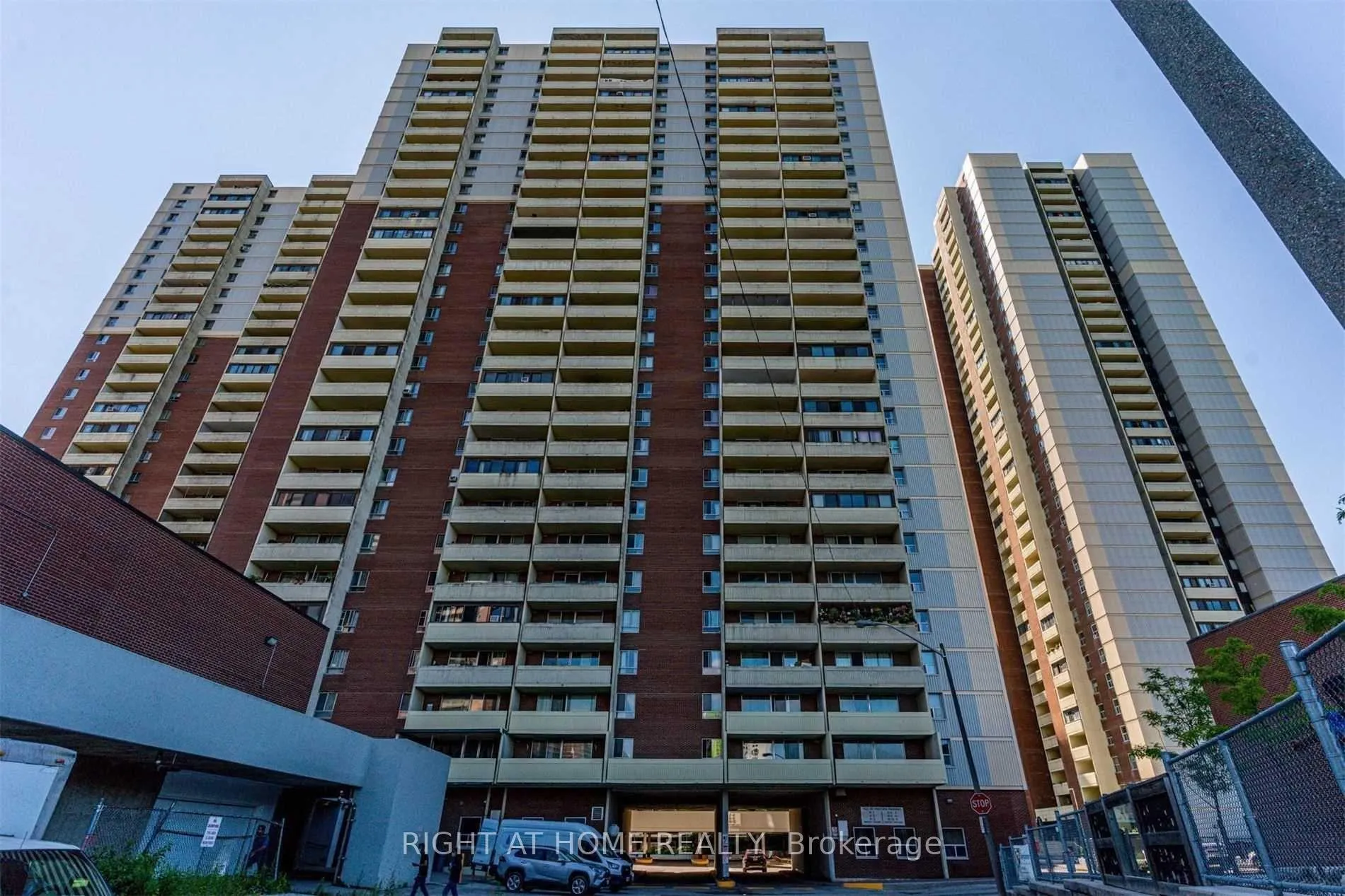 Photo 2 of Unit 106, 5 Massey Square, Toronto, Crescent Town — HOMEH