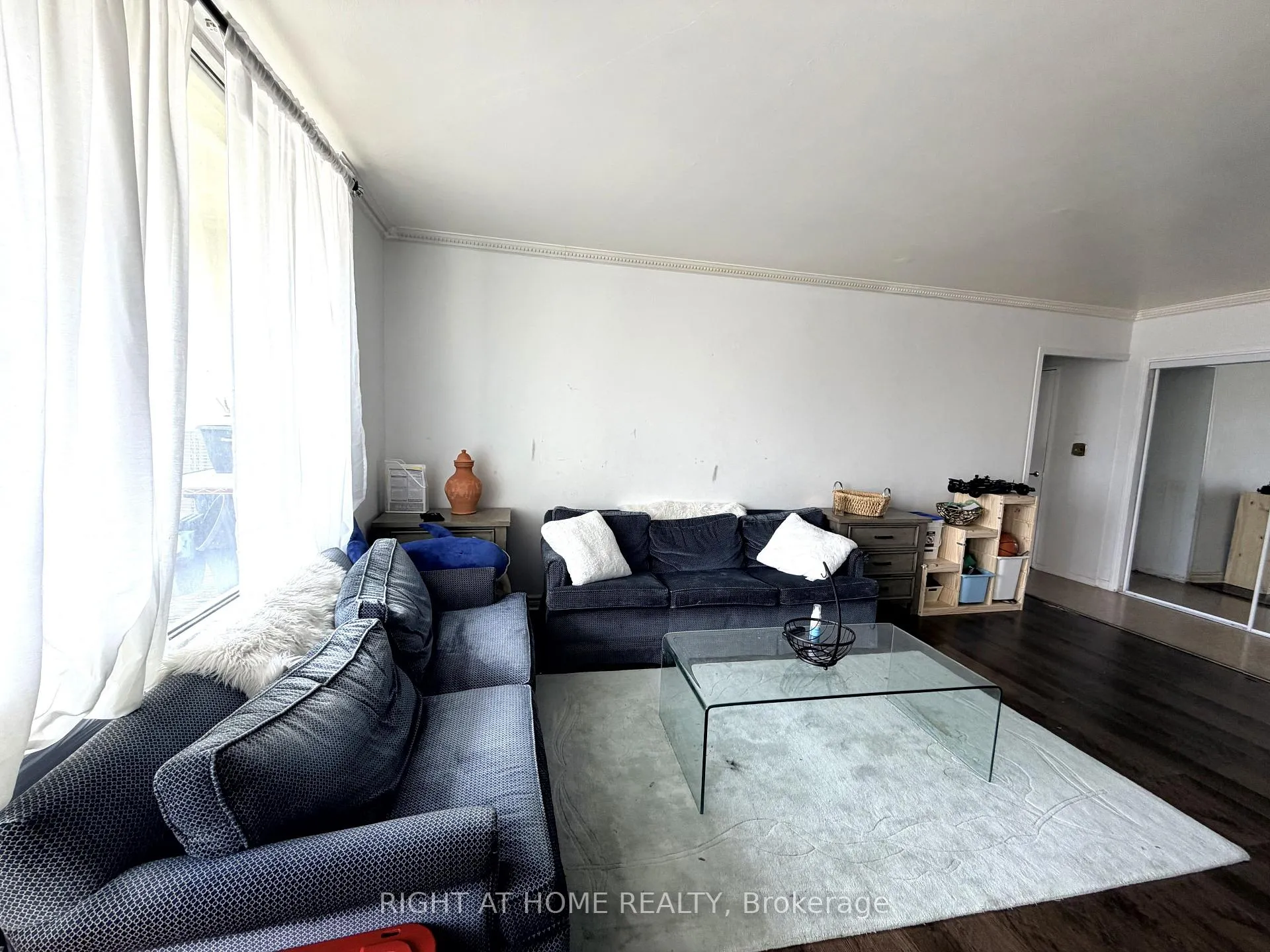 Photo 10 of Unit 106, 5 Massey Square, Toronto, Crescent Town — HOMEH