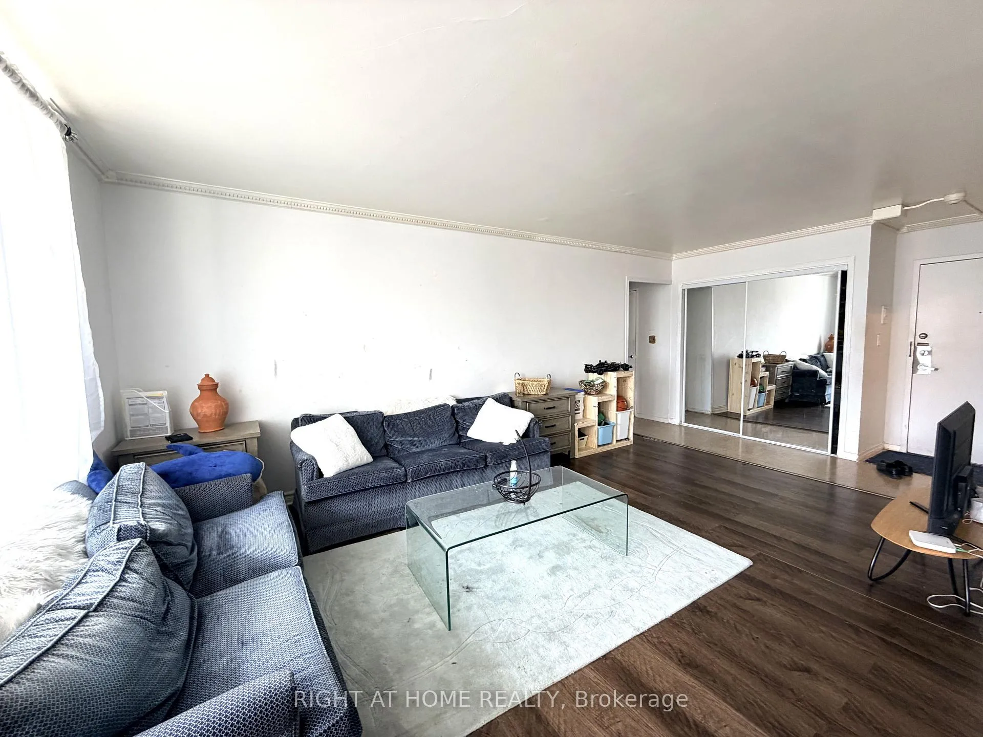 Photo 11 of Unit 106, 5 Massey Square, Toronto, Crescent Town — HOMEH