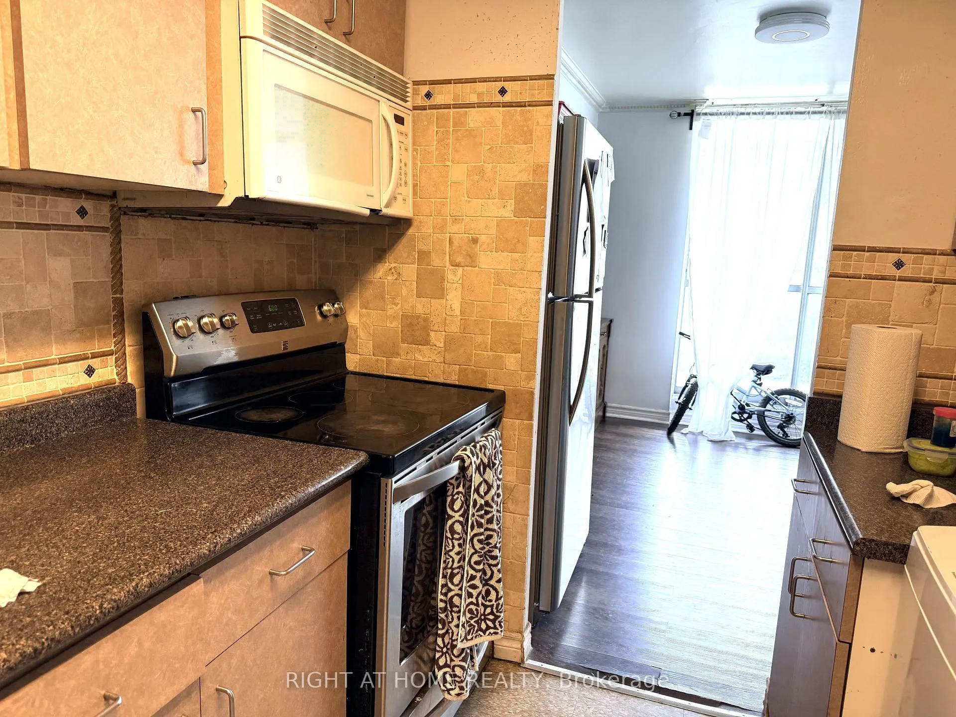 Photo 14 of Unit 106, 5 Massey Square, Toronto, Crescent Town — HOMEH