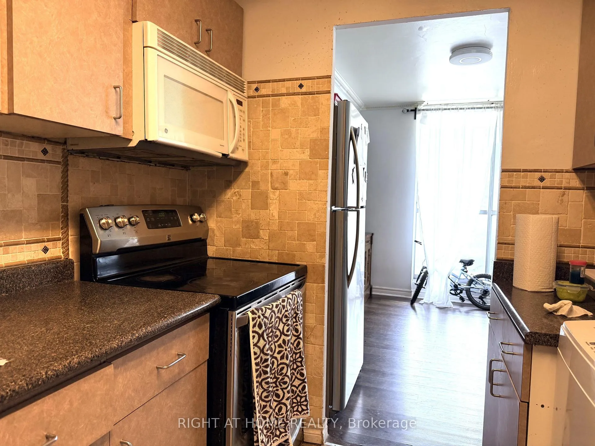 Photo 15 of Unit 106, 5 Massey Square, Toronto, Crescent Town — HOMEH
