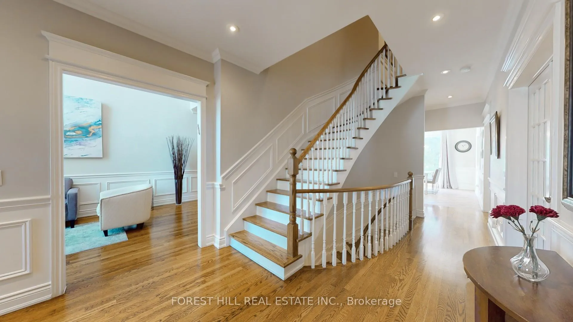 Photo 2 of 43 Oakhurst Drive, Vaughan, Beverley Glen — HOMEH