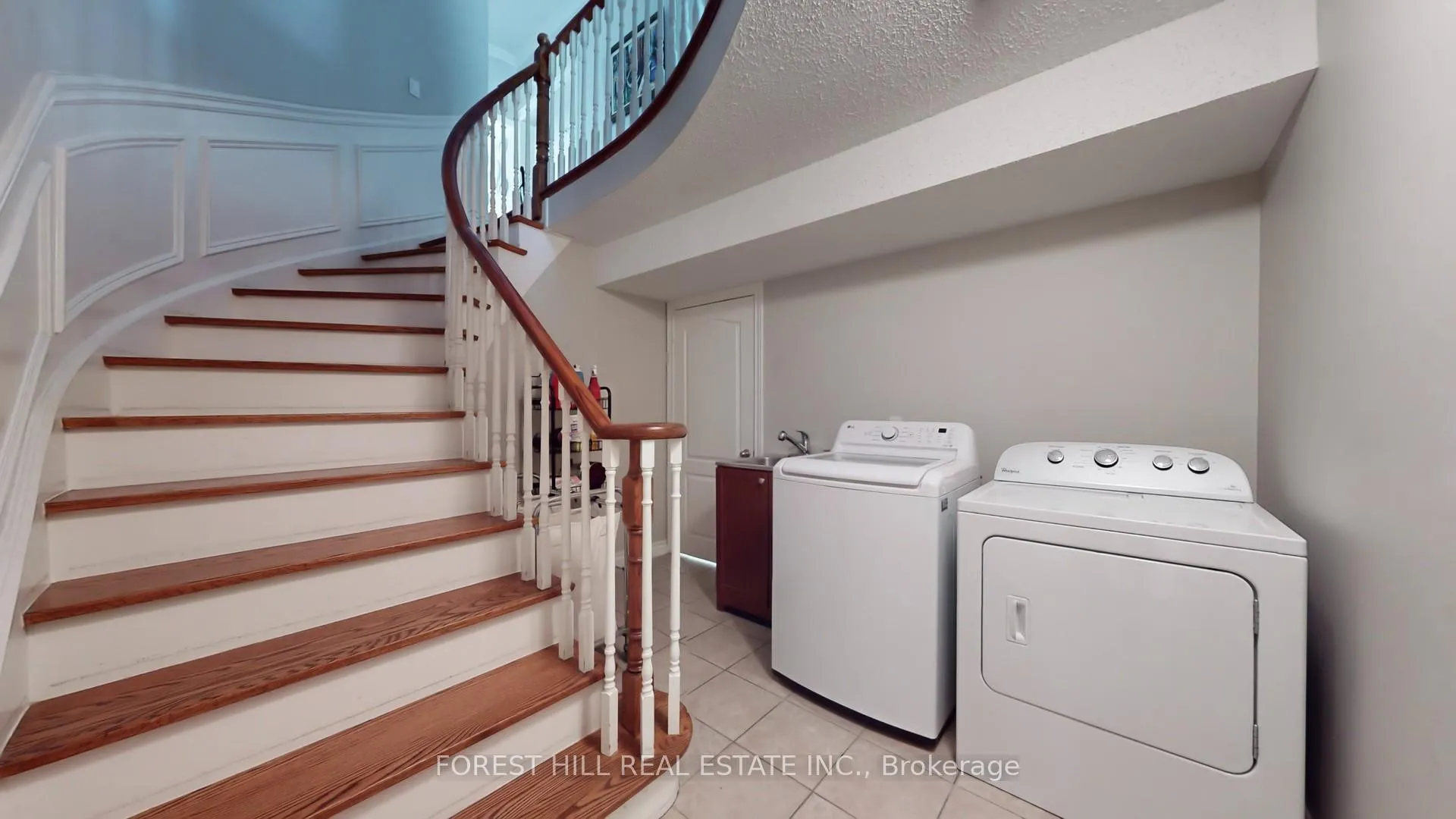 Photo 23 of 43 Oakhurst Drive, Vaughan, Beverley Glen — HOMEH