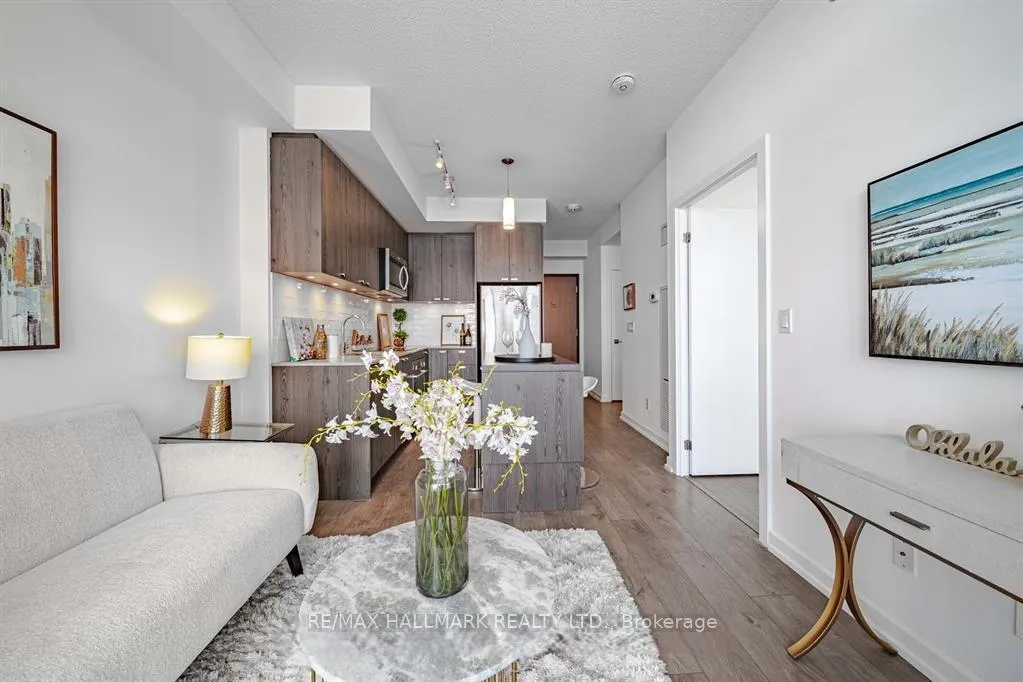 Photo 4 of Unit 2008, 56 Forest Manor Road, North York, Henry Farm — HOMEH