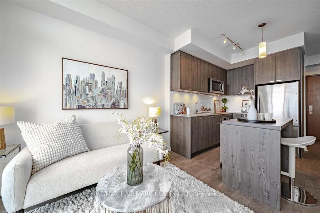 Photo 5 of Unit 2008, 56 Forest Manor Road, North York, Henry Farm — HOMEH