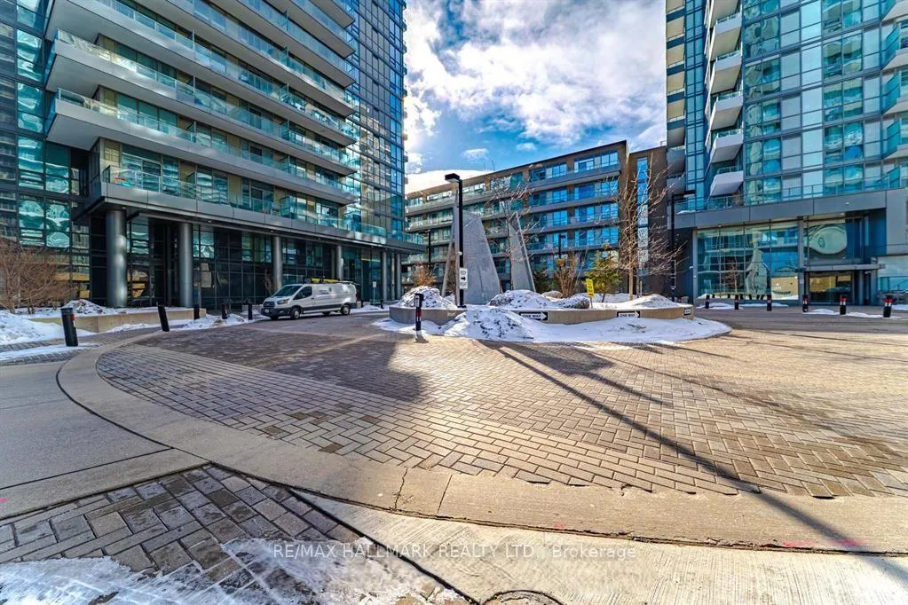 Photo 25 of Unit 2008, 56 Forest Manor Road, North York, Henry Farm — HOMEH
