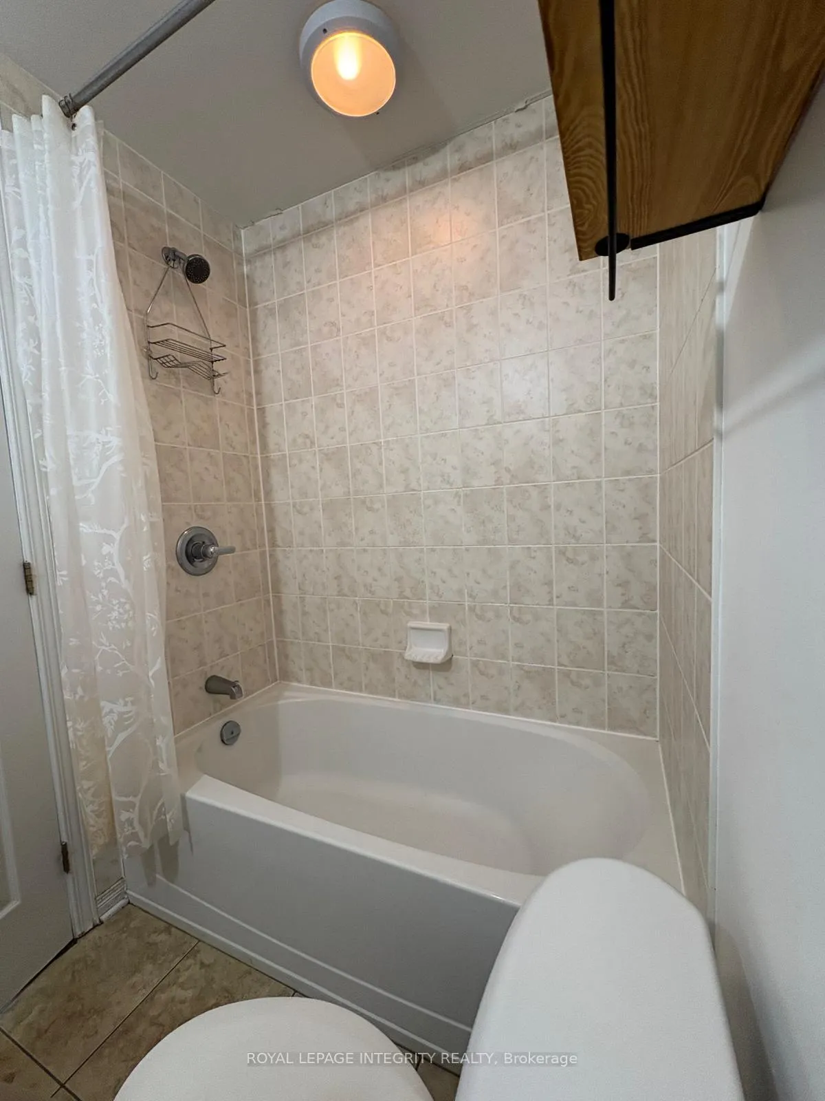 Photo 17 of Unit H, 300 Meilleur Private, Ottawa, Vanier — HOMEH