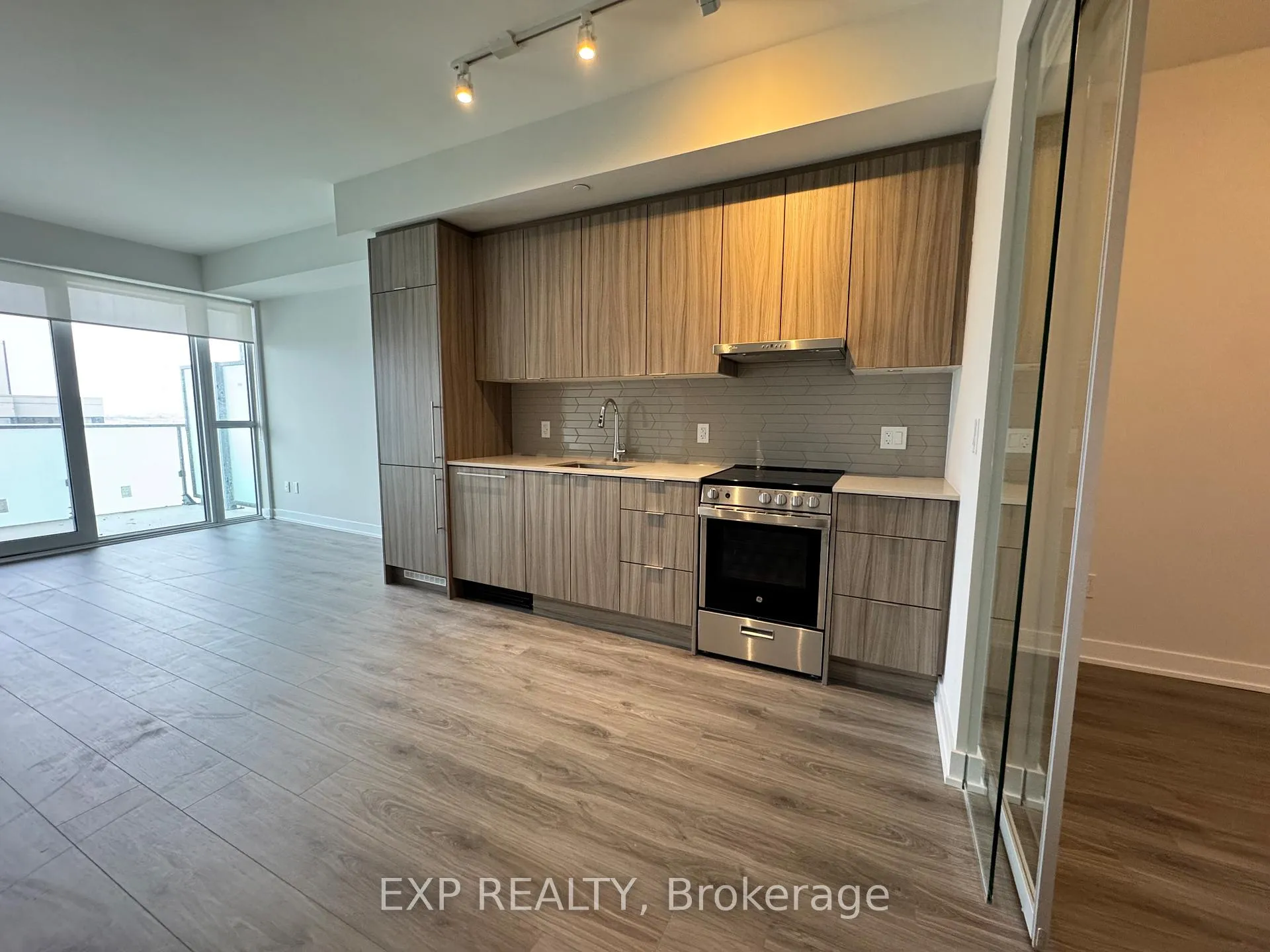 Photo 1 of Unit 1909, 430 Square One Drive, Mississauga, City Centre — HOMEH