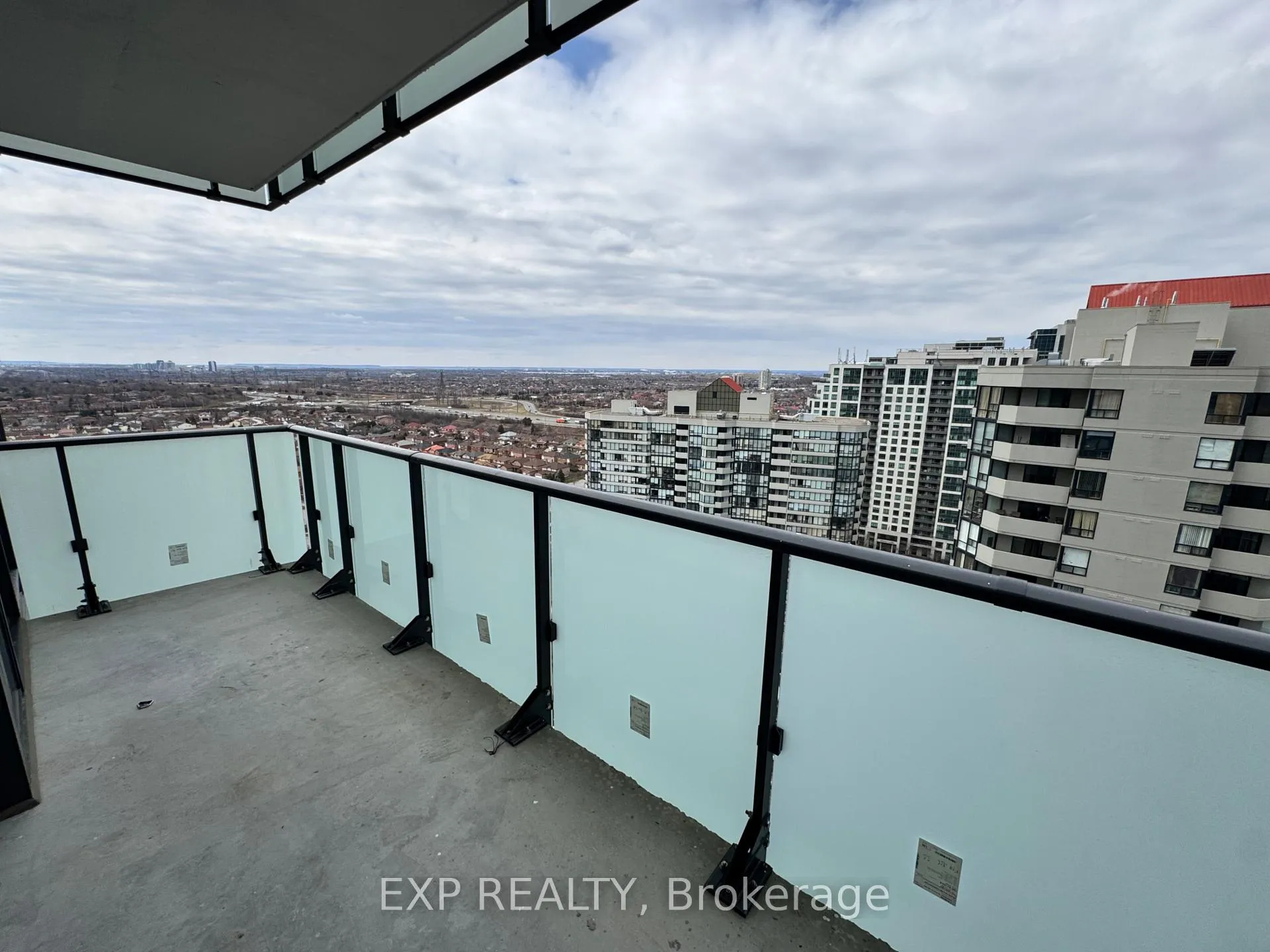 Photo 15 of Unit 1909, 430 Square One Drive, Mississauga, City Centre — HOMEH