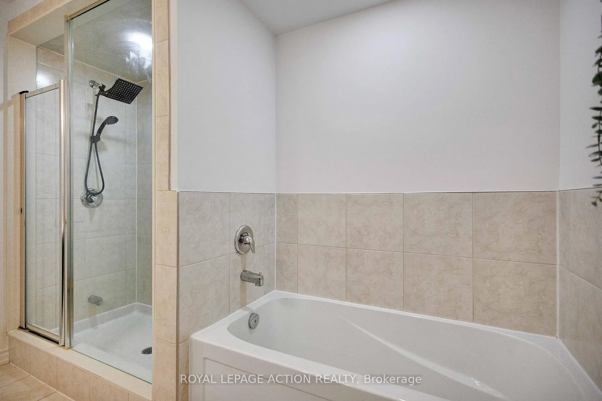 Photo 13 of 35 Bilanski Farm Road, Brantford — HOMEH
