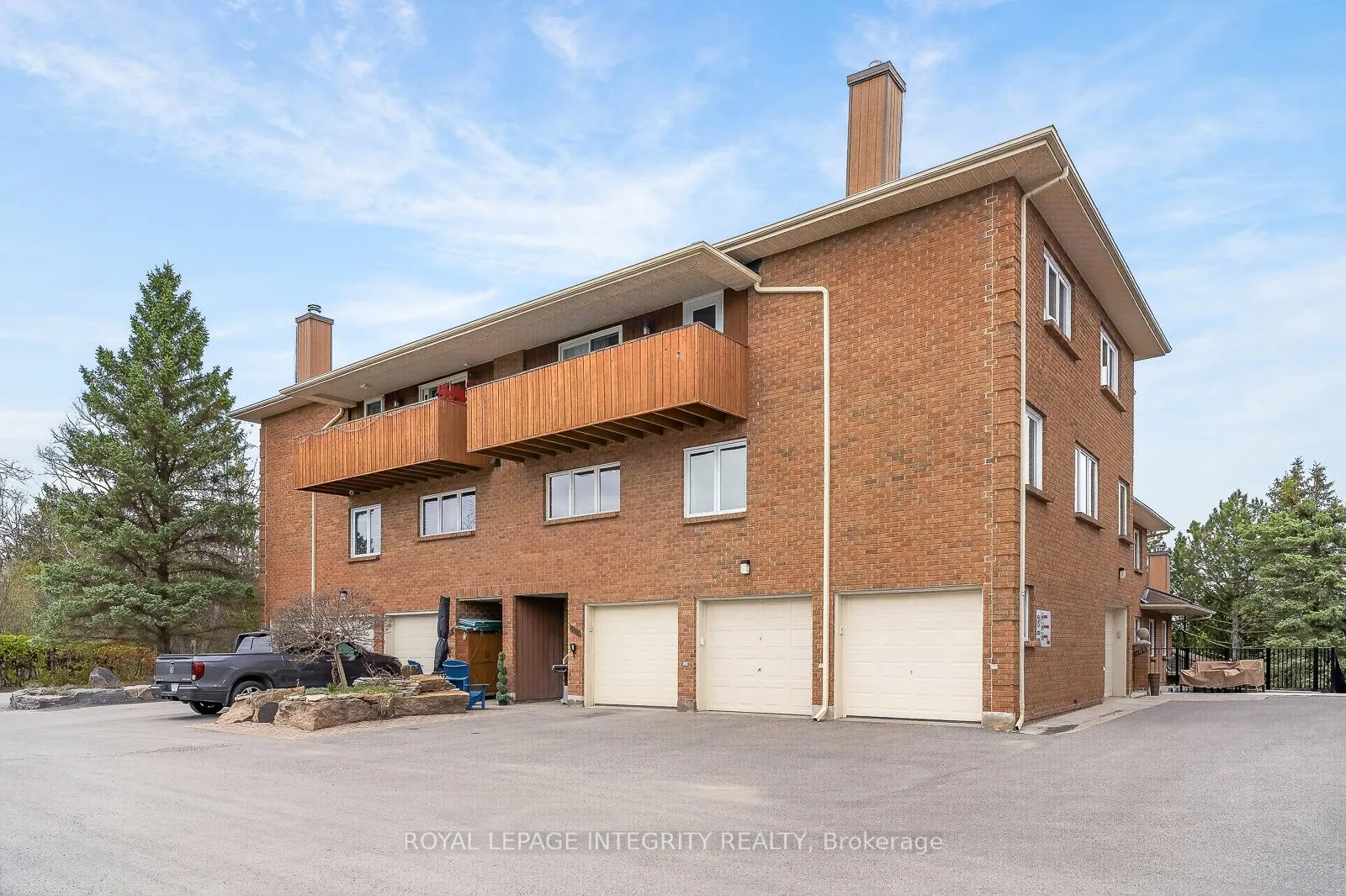 Photo 1 of Unit 8, 108 Stratas Court, Ottawa, Kanata - Katimavik — HOMEH