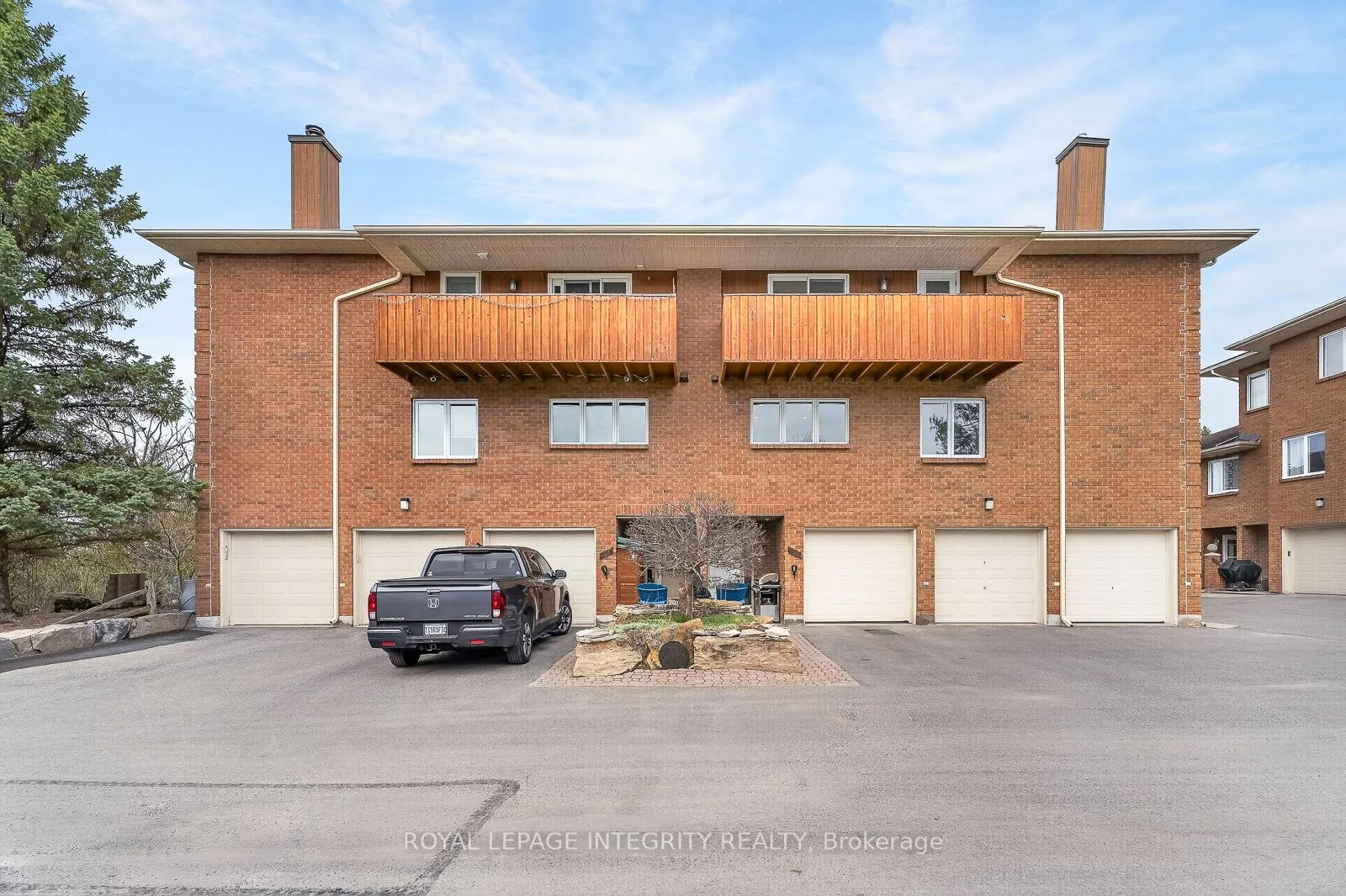 Photo 3 of Unit 8, 108 Stratas Court, Ottawa, Kanata - Katimavik — HOMEH