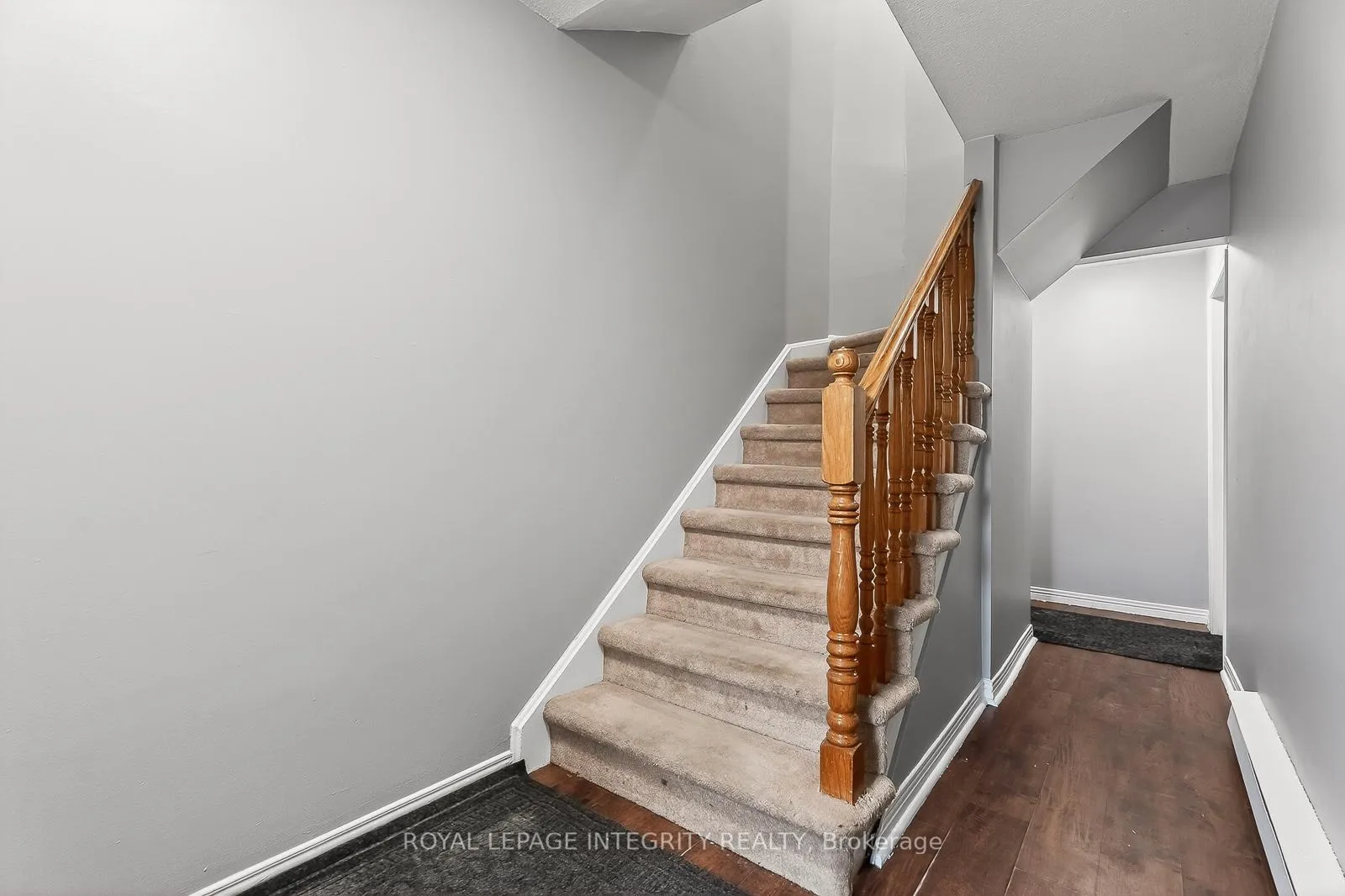 Photo 5 of Unit 8, 108 Stratas Court, Ottawa, Kanata - Katimavik — HOMEH