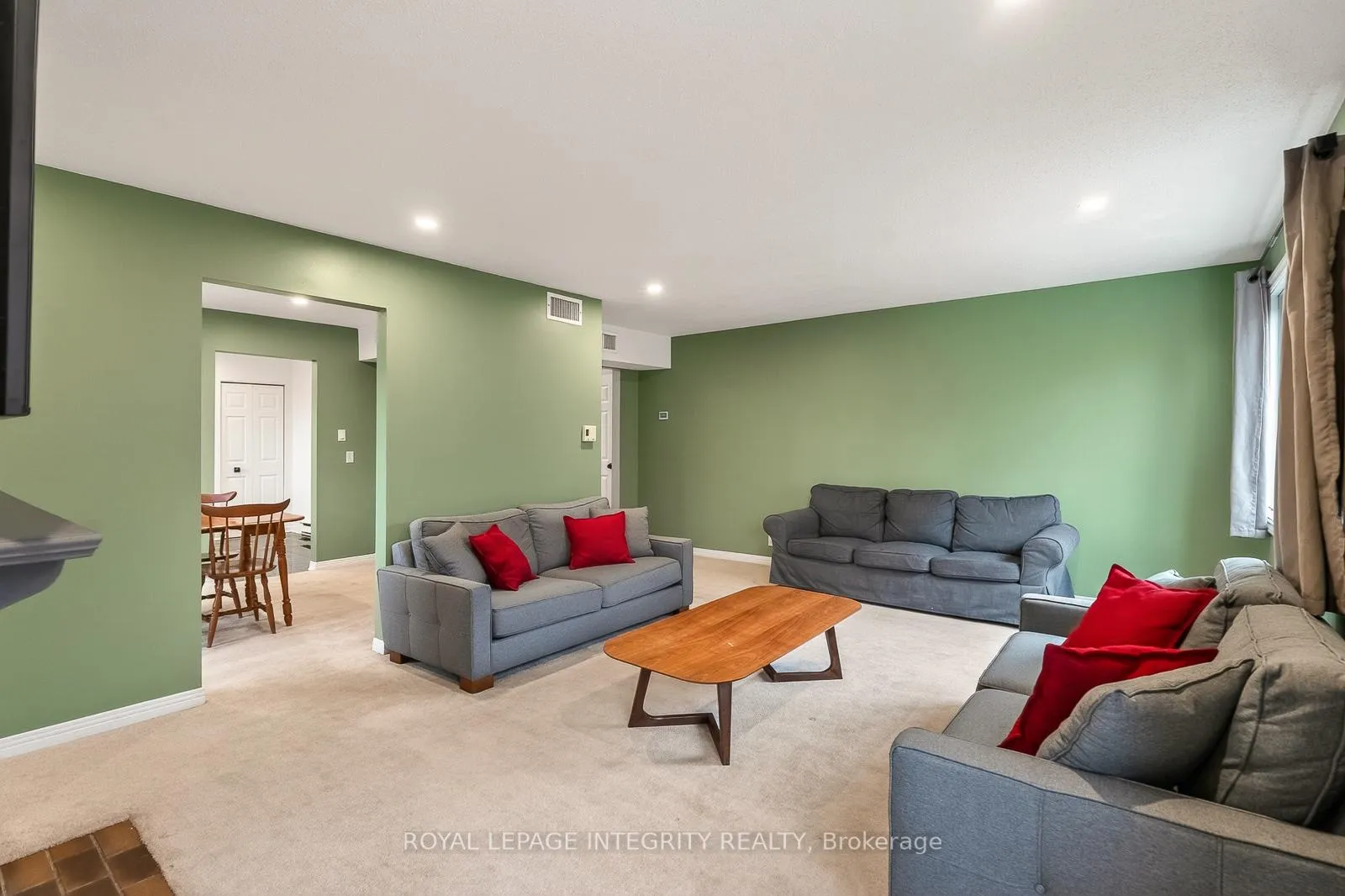 Photo 16 of Unit 8, 108 Stratas Court, Ottawa, Kanata - Katimavik — HOMEH