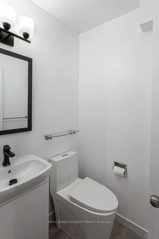 Photo 8 of Unit 1, 73 Hadley Circle, Ottawa, Bells Corners — HOMEH