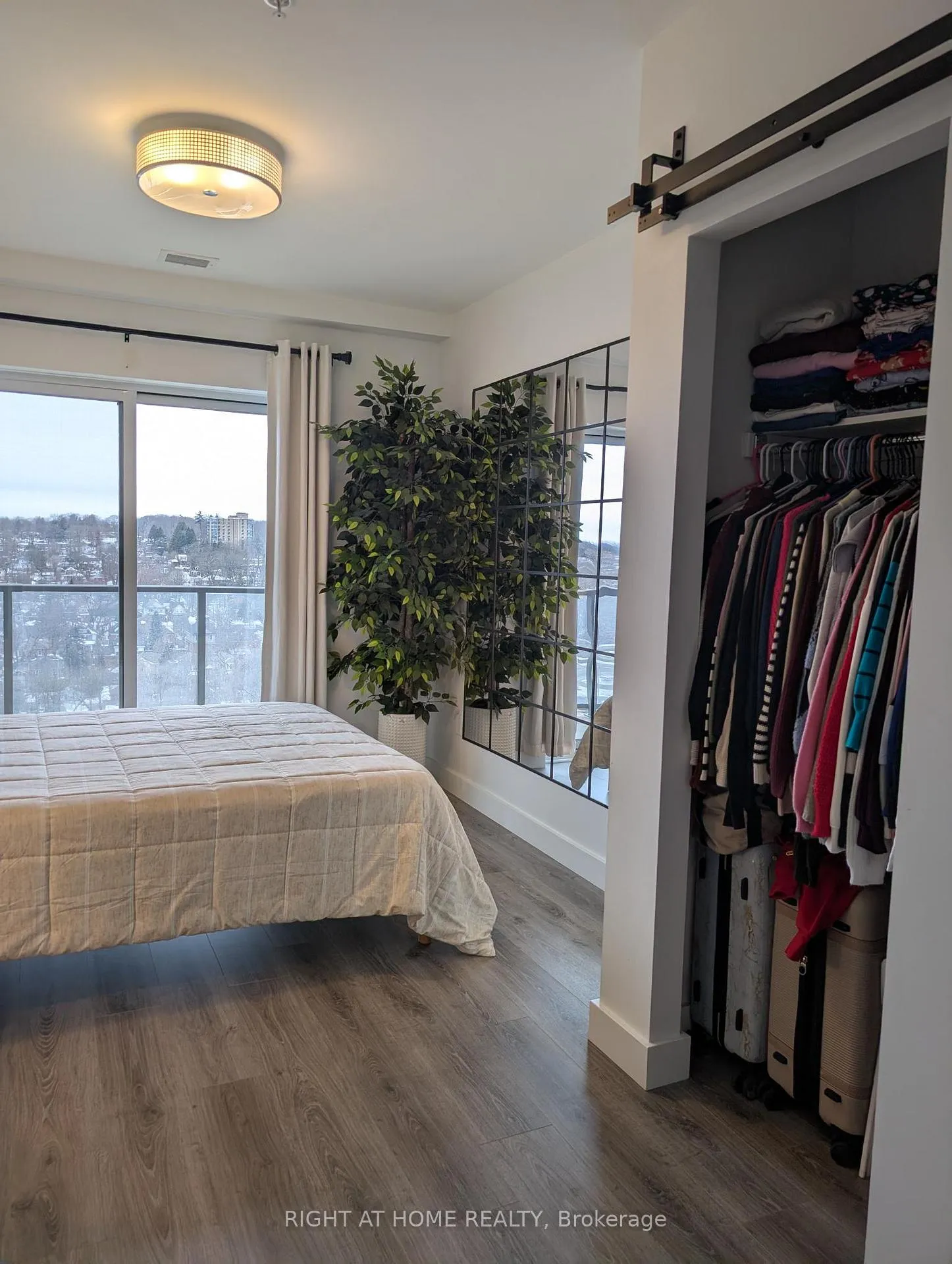 Photo 7 of Unit 1504, 15 Glebe Street, Cambridge — HOMEH