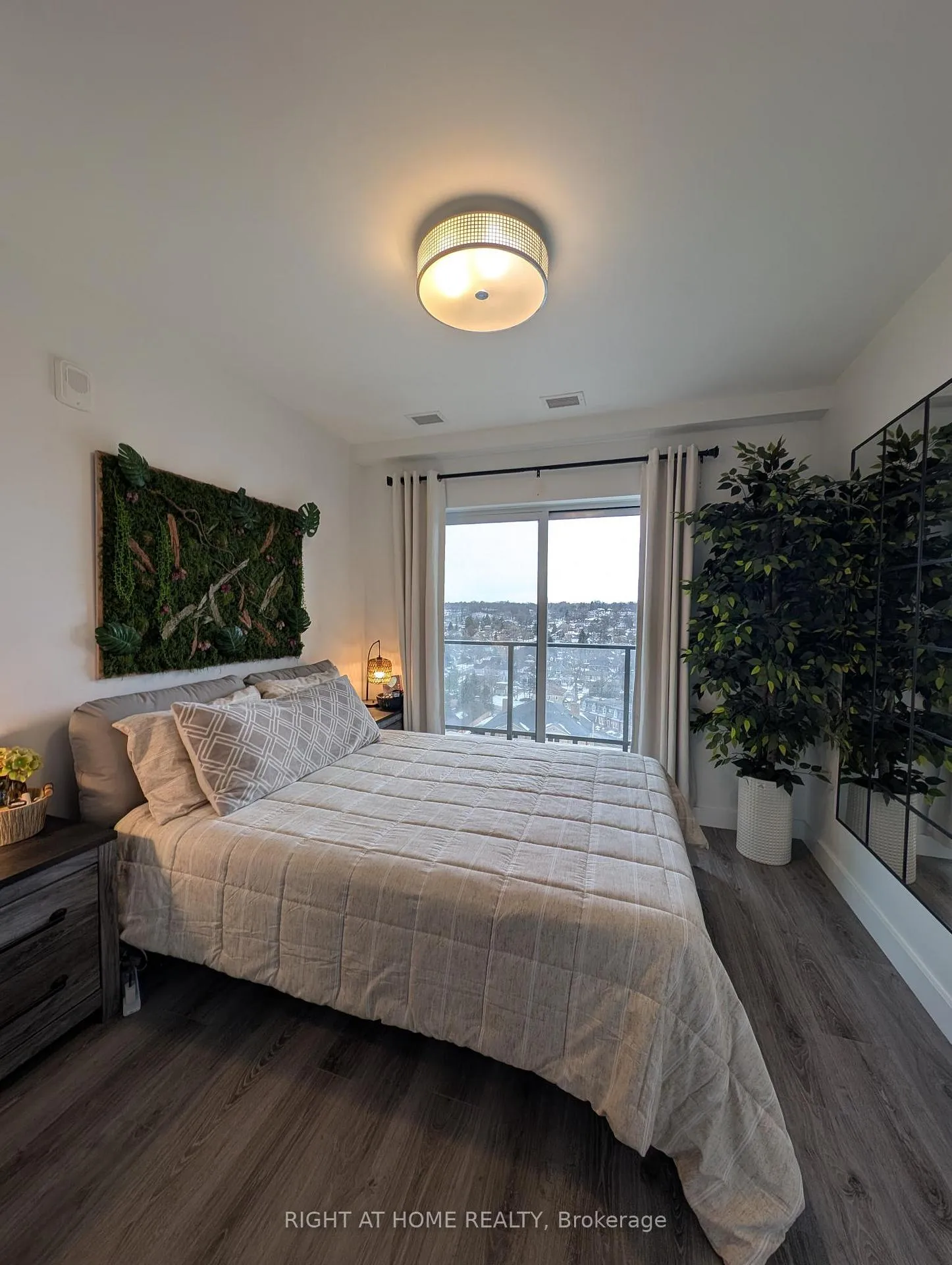 Photo 15 of Unit 1504, 15 Glebe Street, Cambridge — HOMEH