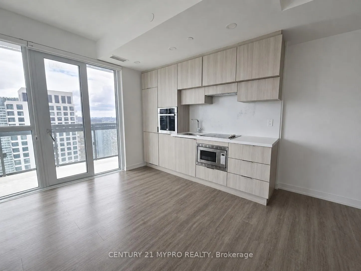 Photo 6 of Unit 3409, 39 Roehampton Avenue, Toronto, Mount Pleasant West — HOMEH