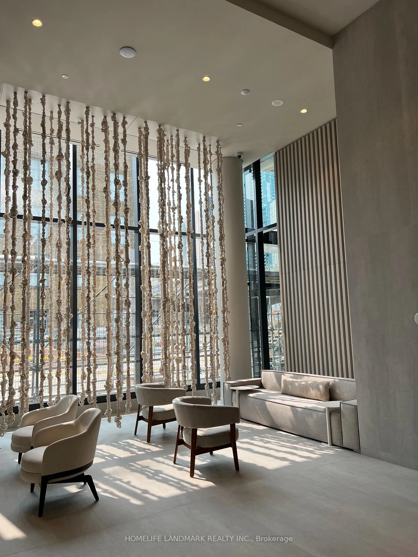 Photo 8 of Unit 2703, 55 Cooper Street, Toronto, Waterfront Communities — HOMEH