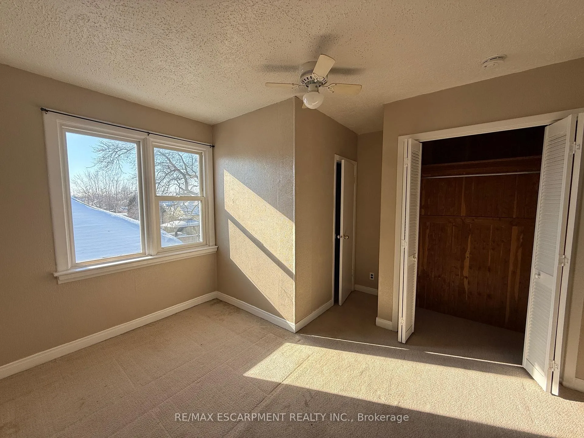 Photo 4 of Unit 2, 17 Lyons Avenue, Welland, Lincoln/Crowland — HOMEH